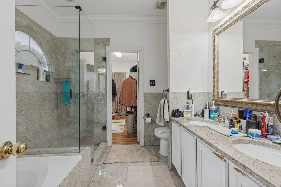 Single Family Residence For Sale in Dallas County , 702 Garnet Drive, Mesquite, Texas 75149, 5 Bedroom, 3 Bathroom, 2 Garage spaces, 2,990 Sqft, built in 2000, mls#21398251, Real Estate Agent in Mesquite, Homes For Sale in Dallas county, Homes For Sale in Mesquite, Realtor in Mesquite Texas, Real Estate Brokerage Independent Realty Texas, Luminita Cordes Realtor