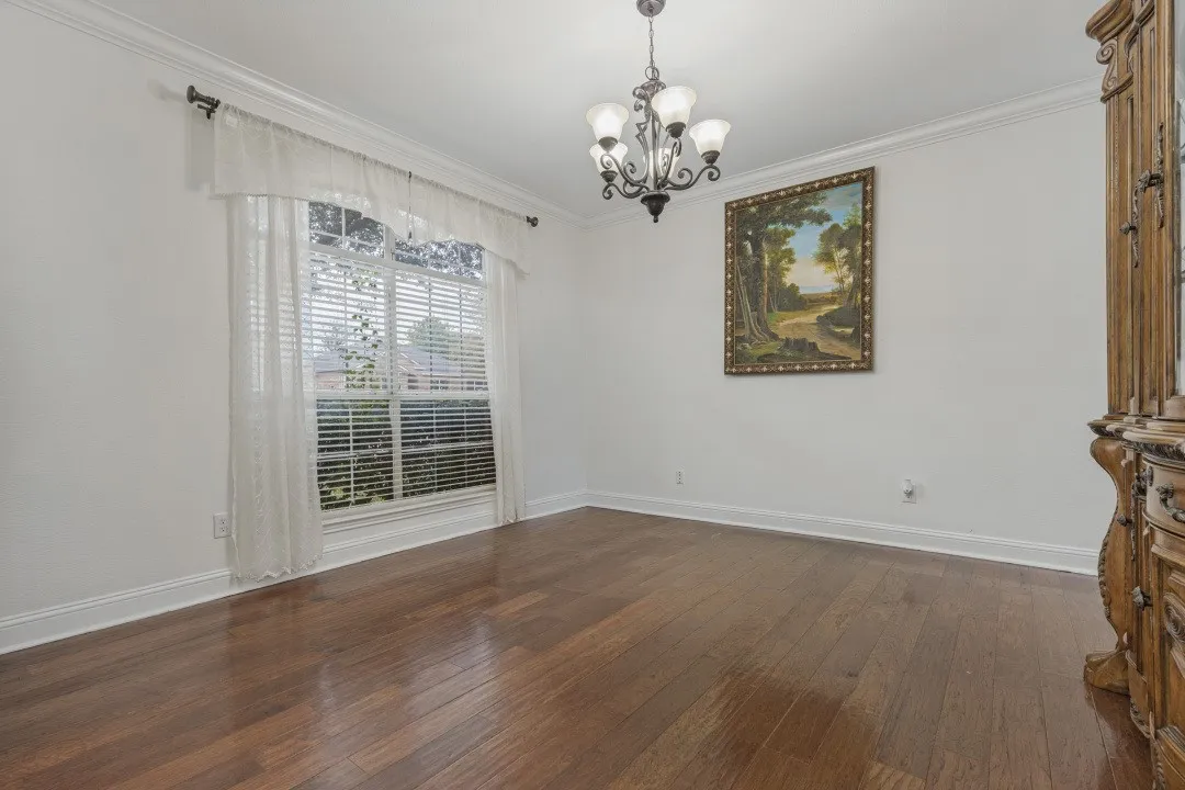 Single Family Residence For Sale in Dallas County , 702 Garnet Drive, Mesquite, Texas 75149, 5 Bedroom, 3 Bathroom, 2 Garage spaces, 2,990 Sqft, built in 2000, mls#21398251, Real Estate Agent in Mesquite, Homes For Sale in Dallas county, Homes For Sale in Mesquite, Realtor in Mesquite Texas, Real Estate Brokerage Independent Realty Texas, Luminita Cordes Realtor