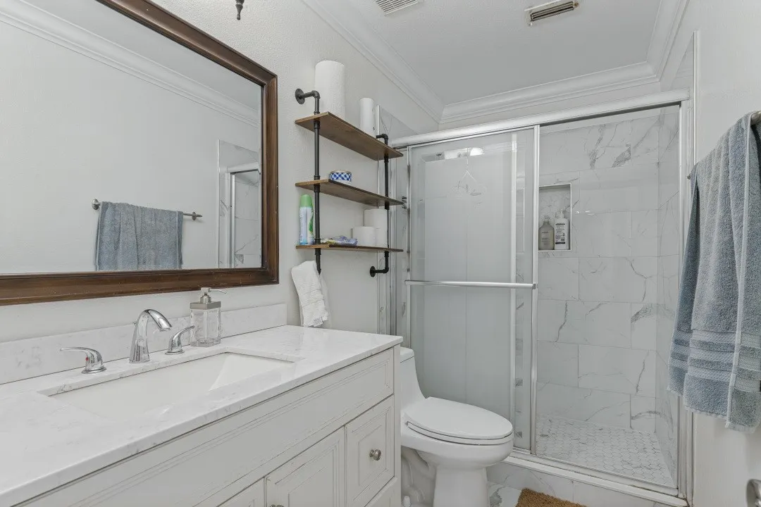 Single Family Residence For Sale in Dallas County , 702 Garnet Drive, Mesquite, Texas 75149, 5 Bedroom, 3 Bathroom, 2 Garage spaces, 2,990 Sqft, built in 2000, mls#21398251, Real Estate Agent in Mesquite, Homes For Sale in Dallas county, Homes For Sale in Mesquite, Realtor in Mesquite Texas, Real Estate Brokerage Independent Realty Texas, Luminita Cordes Realtor