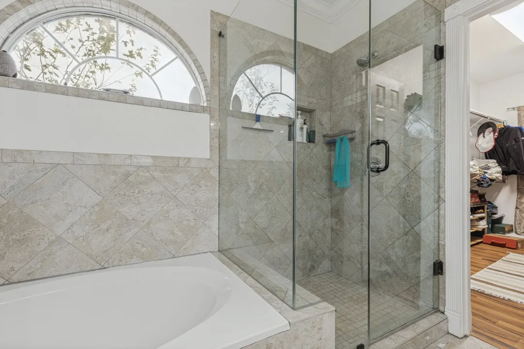 Single Family Residence For Sale in Dallas County , 702 Garnet Drive, Mesquite, Texas 75149, 5 Bedroom, 3 Bathroom, 2 Garage spaces, 2,990 Sqft, built in 2000, mls#21398251, Real Estate Agent in Mesquite, Homes For Sale in Dallas county, Homes For Sale in Mesquite, Realtor in Mesquite Texas, Real Estate Brokerage Independent Realty Texas, Luminita Cordes Realtor