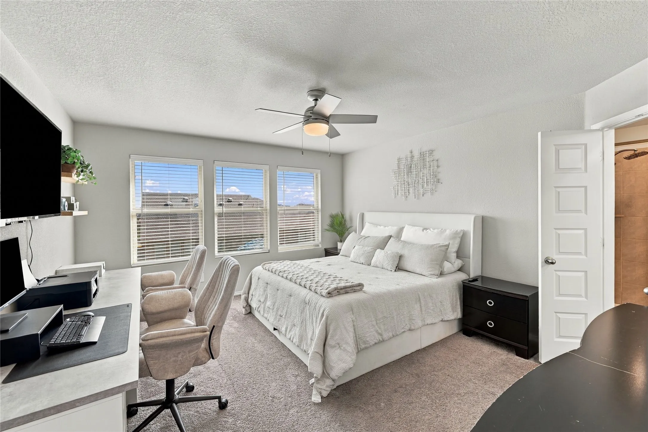 Single Family Residence For Sale in Tarrant County , 7700 Gangway Drive, Fort Worth, Texas 76179, 3 Bedroom, 3 Bathroom, 2 Garage spaces, 2,397 Sqft, built in 2021, mls#21407311, Real Estate Agent in Fort Worth, Homes For Sale in Tarrant county, Homes For Sale in Fort Worth, Realtor in Fort Worth Texas, Real Estate Brokerage Independent Realty Texas, Luminita Cordes Realtor