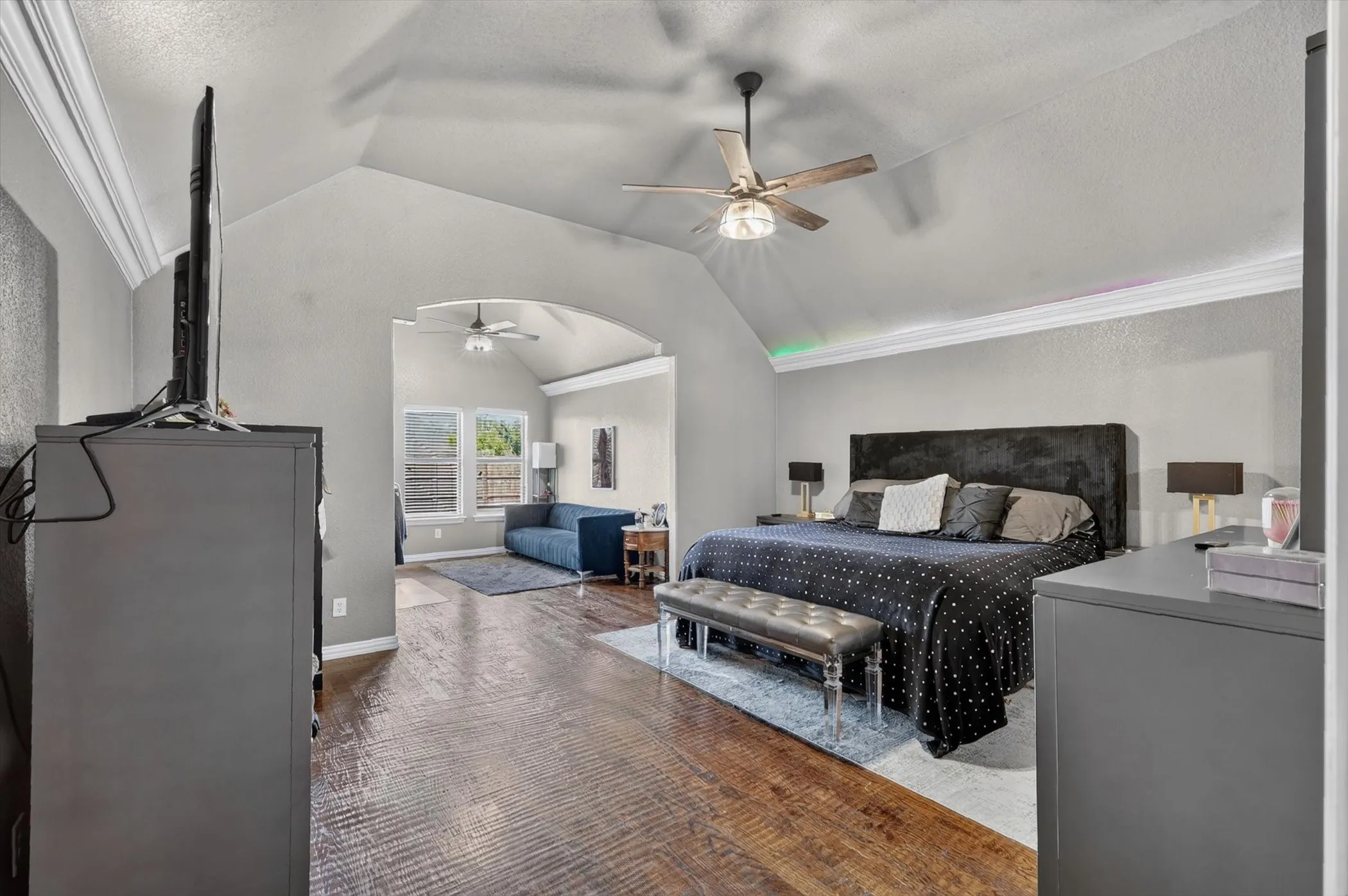 Single Family Residence For Sale in Tarrant County , 324 Arbor Lane, Haslet, Texas 76052, 4 Bedroom, 3 Bathroom, 3 Garage spaces, 3,334 Sqft, built in 2004, mls#21407242, Real Estate Agent in Haslet, Homes For Sale in Tarrant county, Homes For Sale in Haslet, Realtor in Haslet Texas, Real Estate Brokerage Independent Realty Texas, Luminita Cordes Realtor