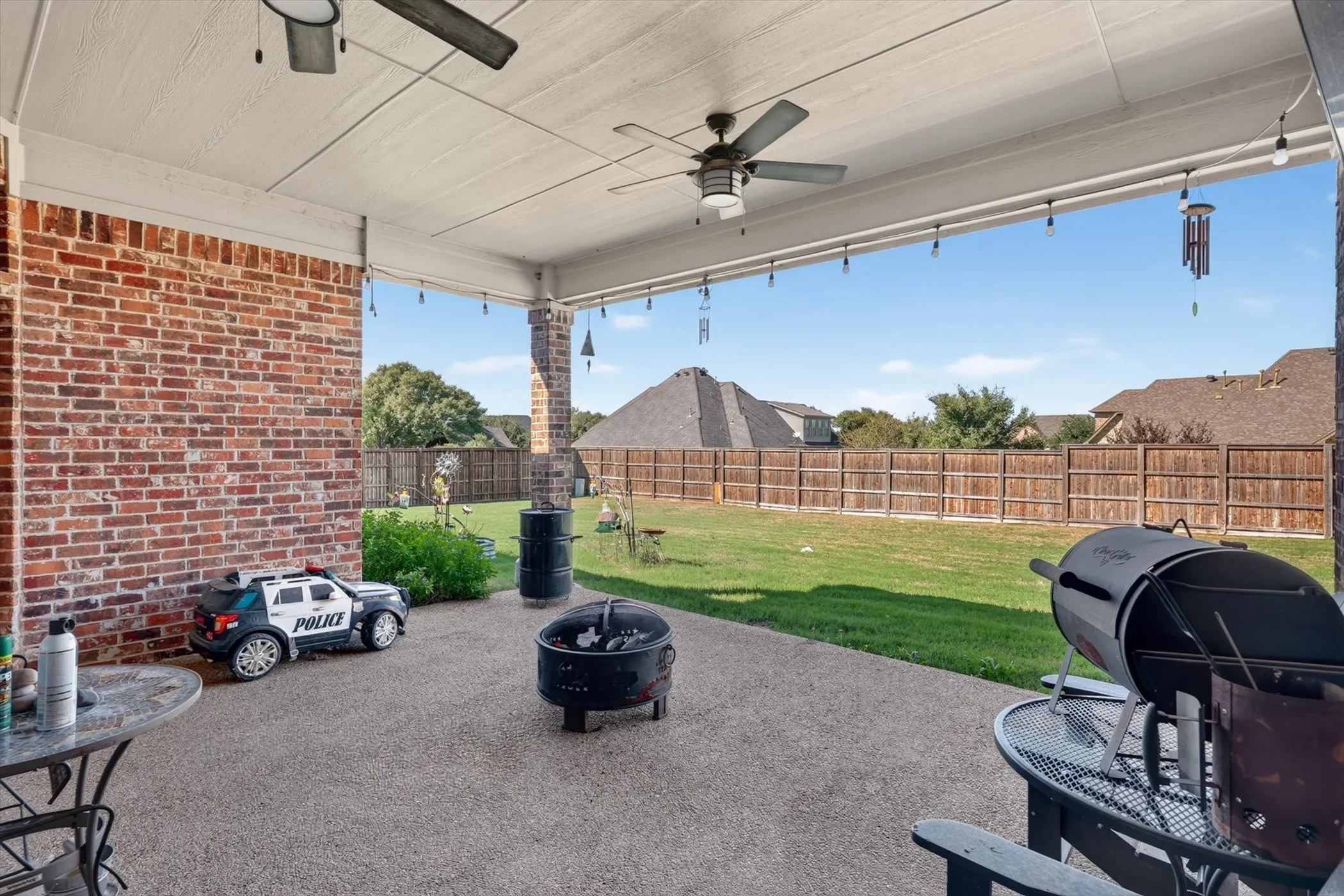 Single Family Residence For Sale in Tarrant County , 324 Arbor Lane, Haslet, Texas 76052, 4 Bedroom, 3 Bathroom, 3 Garage spaces, 3,334 Sqft, built in 2004, mls#21407242, Real Estate Agent in Haslet, Homes For Sale in Tarrant county, Homes For Sale in Haslet, Realtor in Haslet Texas, Real Estate Brokerage Independent Realty Texas, Luminita Cordes Realtor
