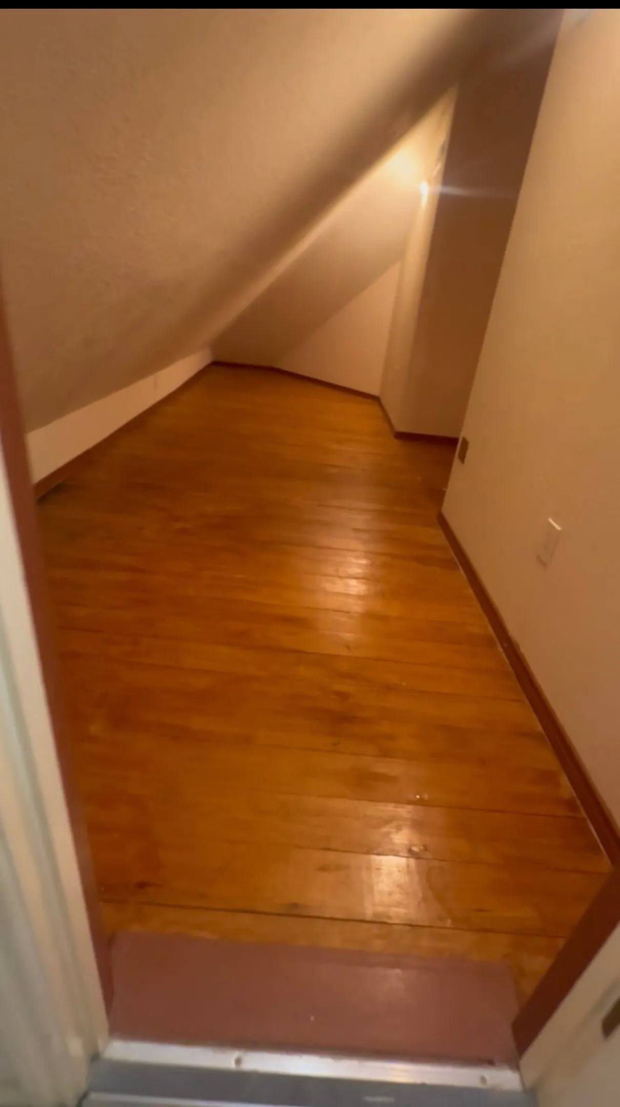 Single Family Residence For Sale in Tarrant County , 6542 Potomac Parkway, Arlington, Texas 76017, 4 Bedroom, 4 Bathroom, 3 Garage spaces, 3,745 Sqft, built in 1989, mls#21407313, Real Estate Agent in Arlington, Homes For Sale in Tarrant county, Homes For Sale in Arlington, Realtor in Arlington Texas, Real Estate Brokerage Independent Realty Texas, Luminita Cordes Realtor
