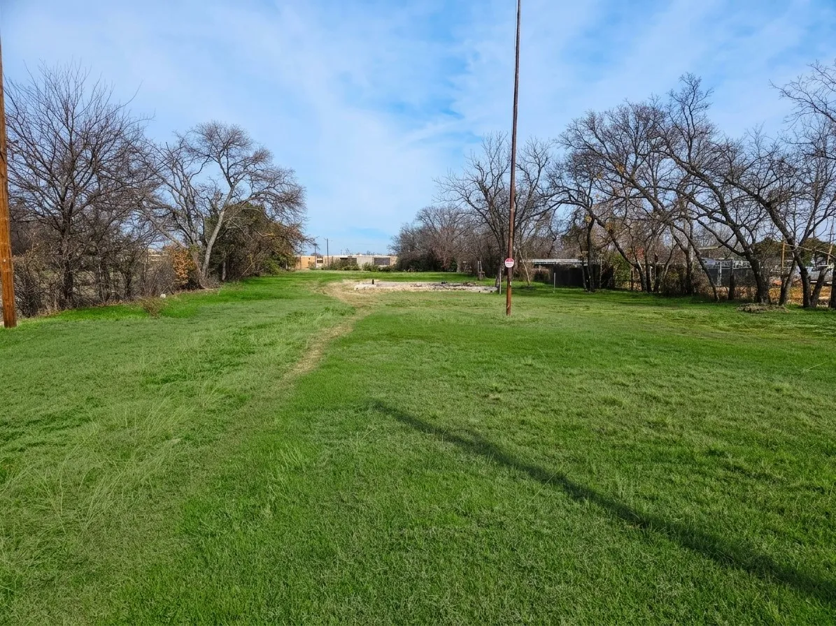 Unimproved Land For Sale in Tarrant County , 6017 Craig Street, Fort Worth, Texas 76112, 0, 0, Garage spaces, 0 Sqft, built in 0, mls#21407302, Real Estate Agent in Fort Worth, Homes For Sale in Tarrant county, Homes For Sale in Fort Worth, Realtor in Fort Worth Texas, Real Estate Brokerage Independent Realty Texas, Luminita Cordes Realtor