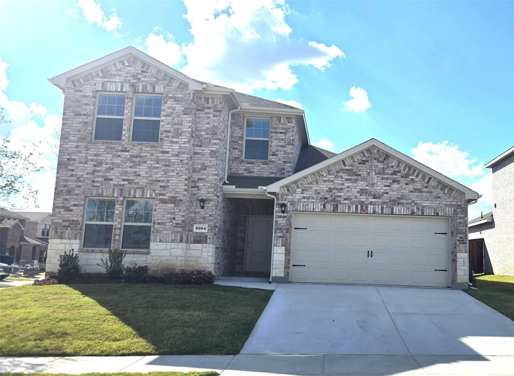 Single Family Residence For Rent in Collin County , 3904 Malachite Drive, Celina, Texas 75009, 4 Bedroom, 3 Bathroom, 2 Garage spaces, 2,648 Sqft, built in 2025, mls#21407319, Real Estate Agent in Celina, Homes For Rent in Collin county, Homes For Rent in Celina, Realtor in Celina Texas, Real Estate Brokerage Independent Realty Texas, Luminita Cordes Realtor