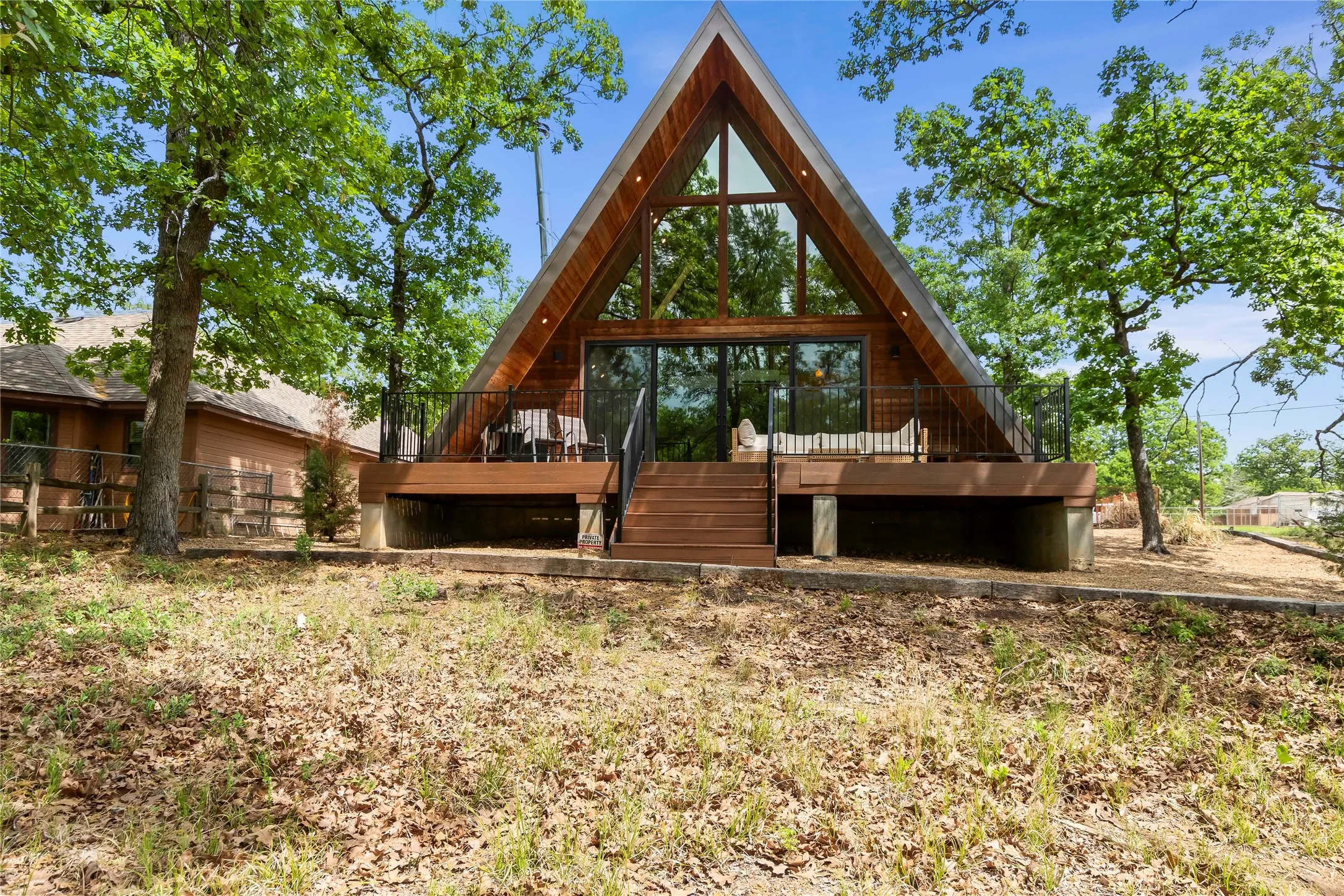 Single Family Residence For Sale in Henderson County , 5706 Point Lavista, Malakoff, Texas 75148, 3 Bedroom, 2 Bathroom, Garage spaces, 1,470 Sqft, built in 2021, mls#21406749, Real Estate Agent in Malakoff, Homes For Sale in Henderson county, Homes For Sale in Malakoff, Realtor in Malakoff Texas, Real Estate Brokerage Independent Realty Texas, Luminita Cordes Realtor