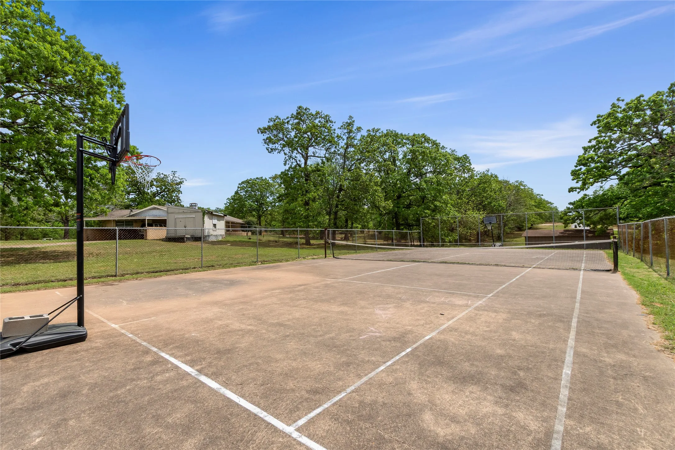 Community tennis/pickleball courts