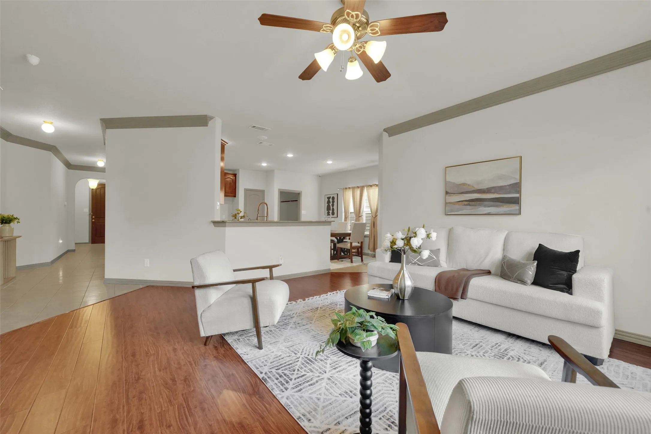 Single Family Residence For Sale in Dallas County , 336 Gotland Drive, Grand Prairie, Texas 75052, 3 Bedroom, 3 Bathroom, 2 Garage spaces, 2,386 Sqft, built in 2009, mls#21403370, Real Estate Agent in Grand Prairie, Homes For Sale in Dallas county, Homes For Sale in Grand Prairie, Realtor in Grand Prairie Texas, Real Estate Brokerage Independent Realty Texas, Luminita Cordes Realtor