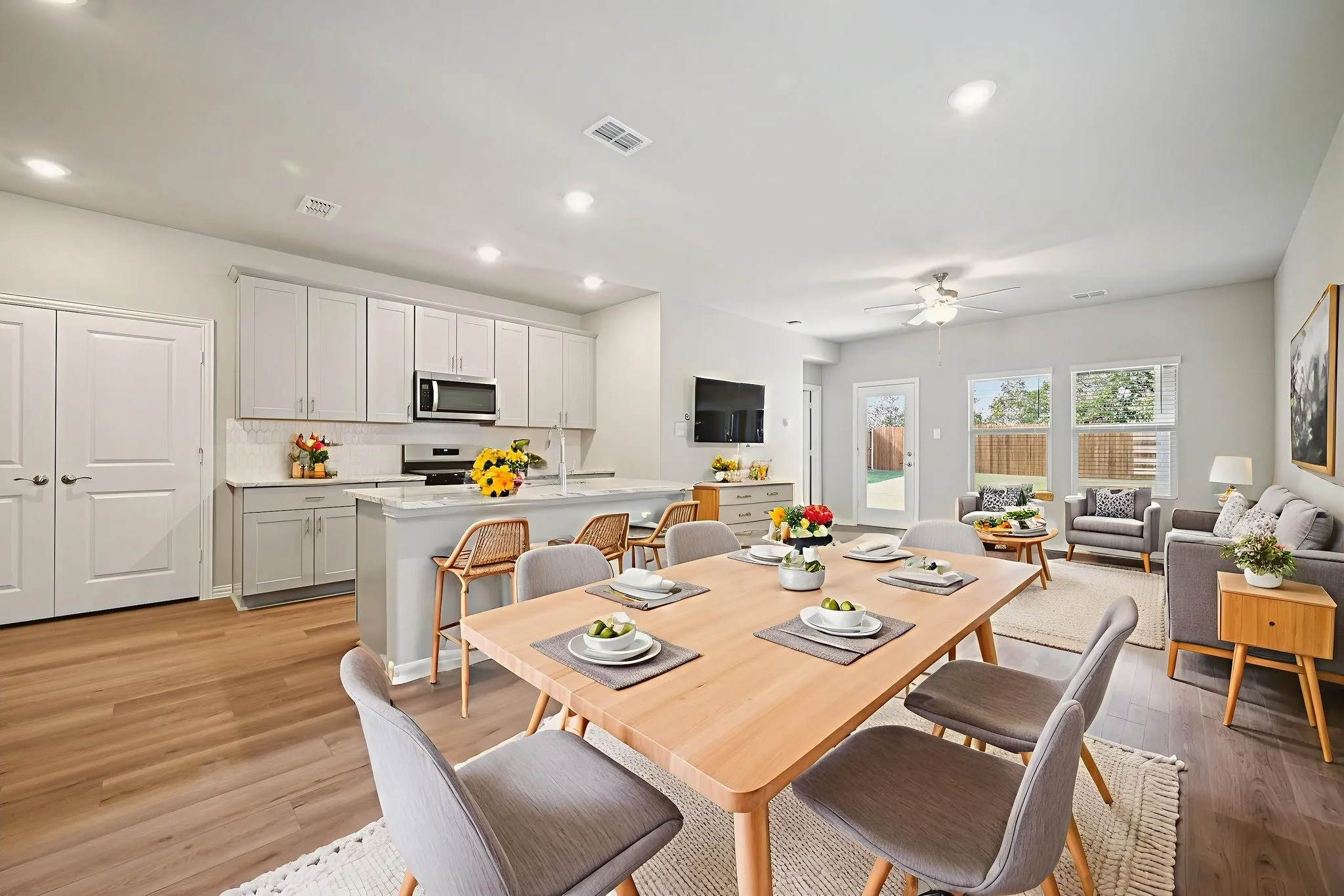 Photo is not of the actual home, but is an inspirational photo of builder’s model home and may depict options, furnishings, and/or decorator features that are not included.