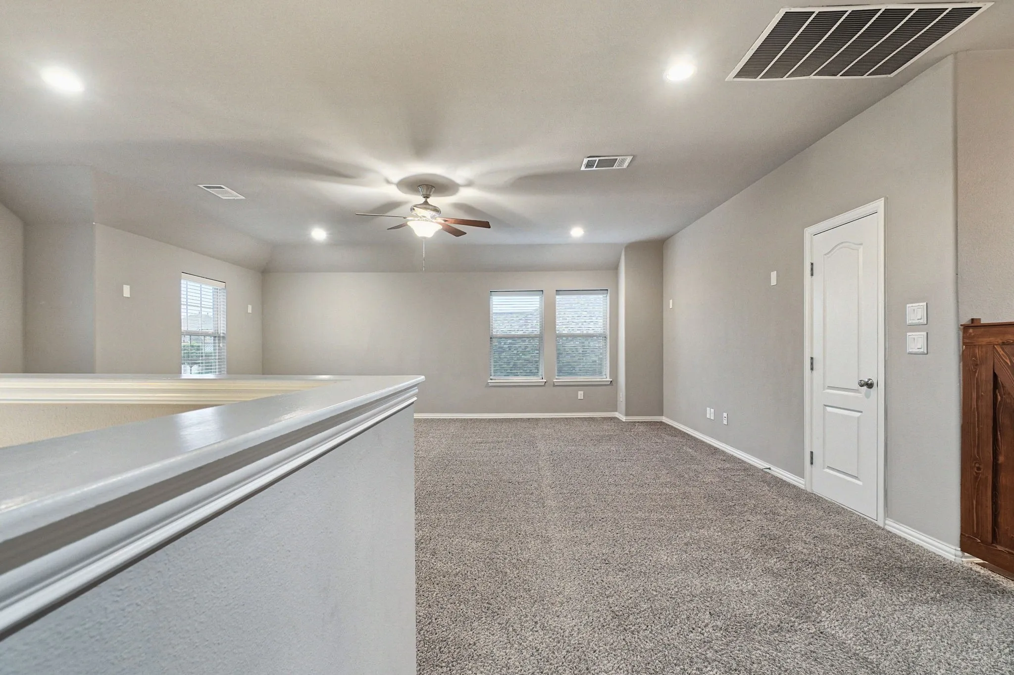 Single Family Residence For Sale in Collin County , 1208 Caney Creek Lane, Mc Kinney, Texas 75071, 3 Bedroom, 3 Bathroom, 2 Garage spaces, 2,638 Sqft, built in 2016, mls#21406609, Real Estate Agent in Mc Kinney, Homes For Sale in Collin county, Homes For Sale in Mc Kinney, Realtor in Mc Kinney Texas, Real Estate Brokerage Independent Realty Texas, Luminita Cordes Realtor