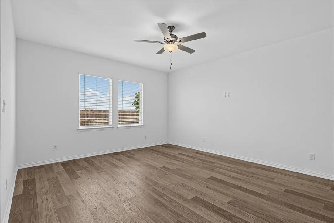 2641 Glacier Road ~ Ready Now