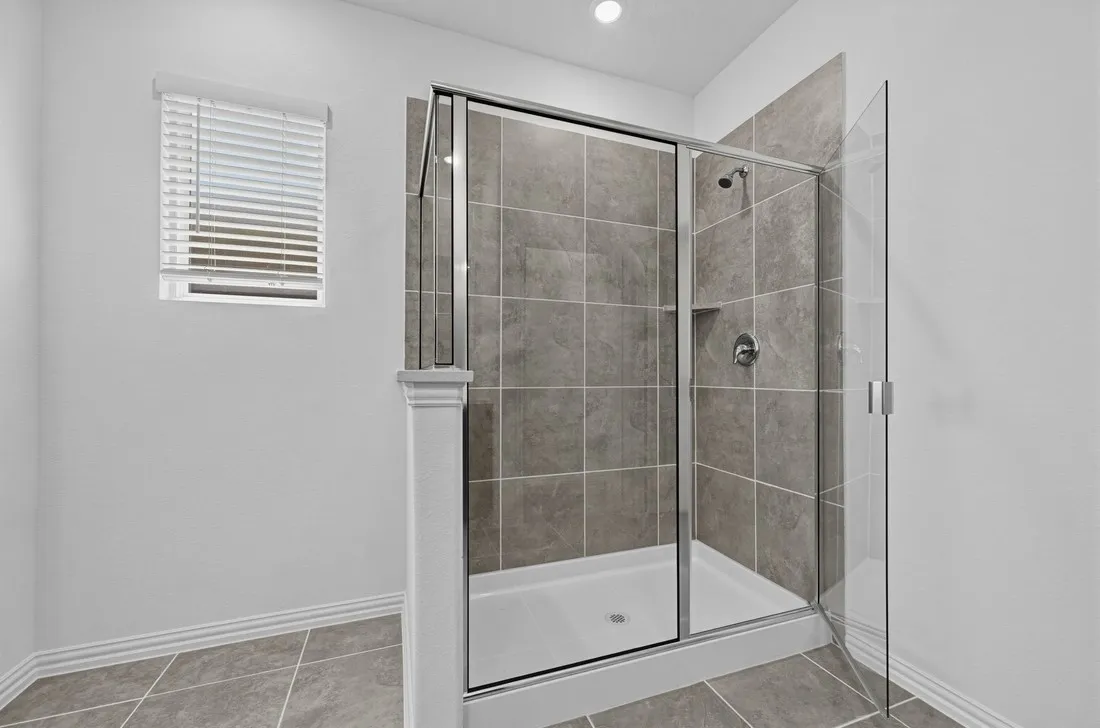 2641 Glacier Road ~ Ready Now