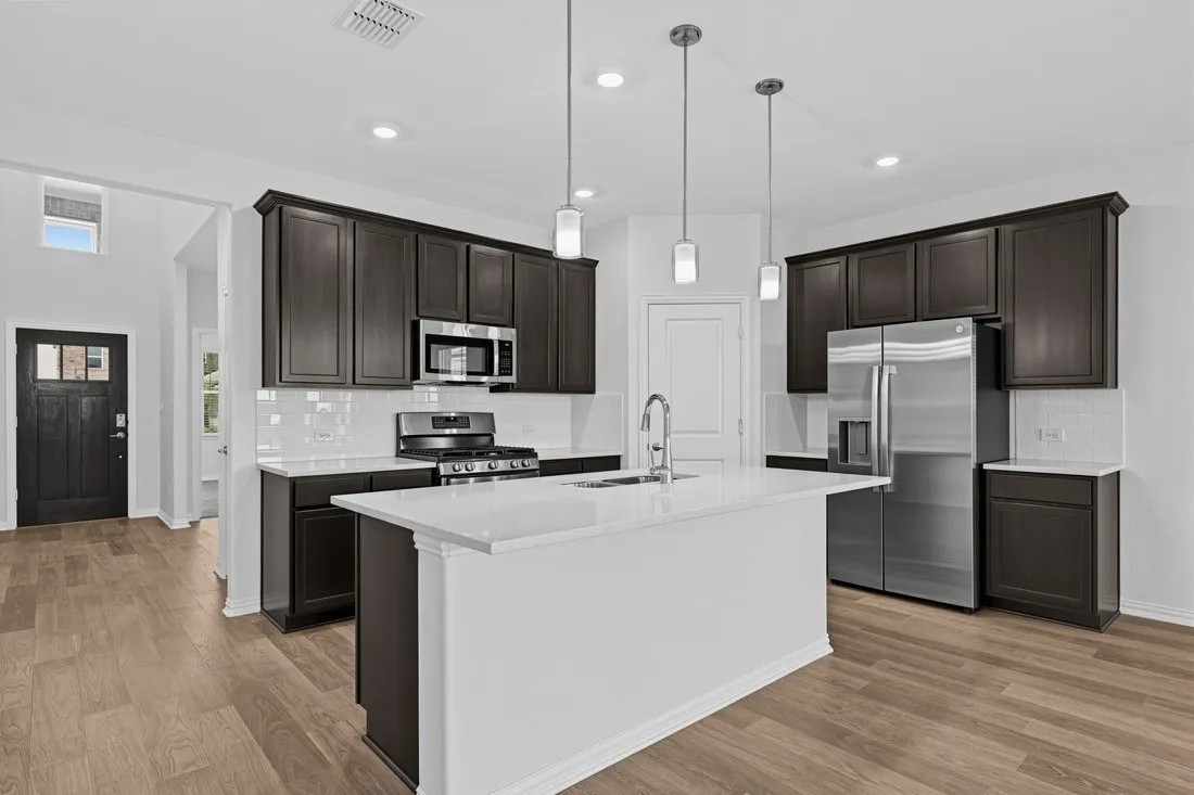 2641 Glacier Road ~ Ready Now