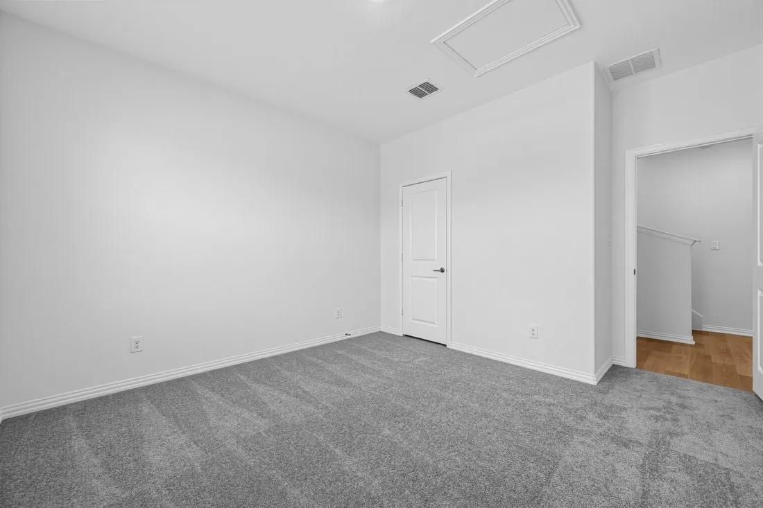 2641 Glacier Road ~ Ready Now