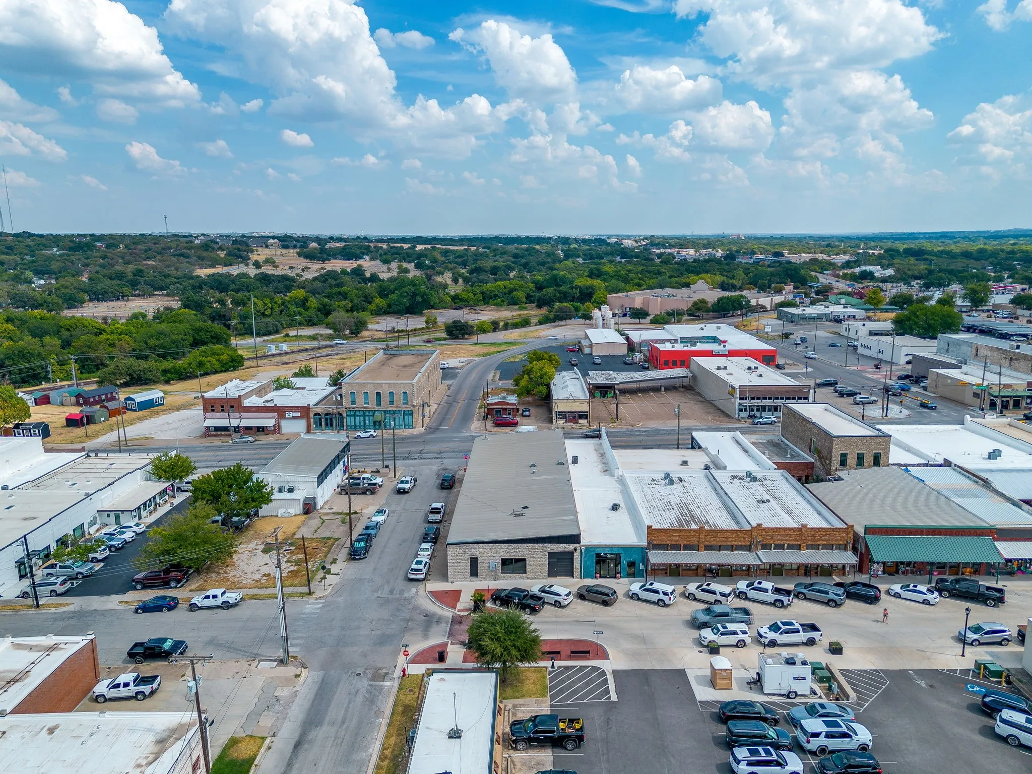 Retail For Sale in Parker County , 221 North Main, Weatherford, Texas 76086, 0, 0, Garage spaces, 0 Sqft, built in 1900, mls#21407332, Real Estate Agent in Weatherford, Homes For Sale in Parker county, Homes For Sale in Weatherford, Realtor in Weatherford Texas, Real Estate Brokerage Independent Realty Texas, Luminita Cordes Realtor