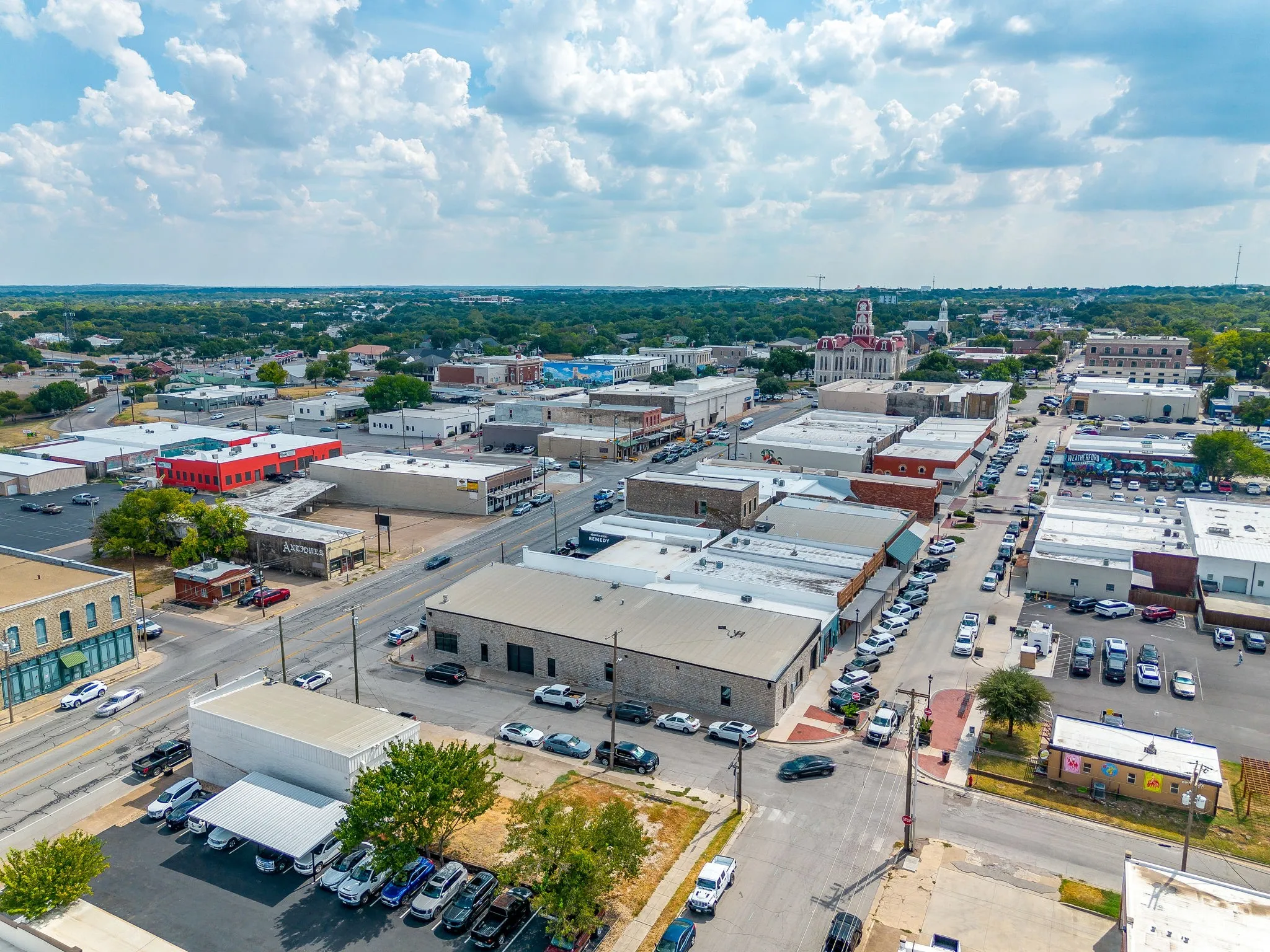 Retail For Sale in Parker County , 221 North Main, Weatherford, Texas 76086, 0, 0, Garage spaces, 0 Sqft, built in 1900, mls#21407332, Real Estate Agent in Weatherford, Homes For Sale in Parker county, Homes For Sale in Weatherford, Realtor in Weatherford Texas, Real Estate Brokerage Independent Realty Texas, Luminita Cordes Realtor