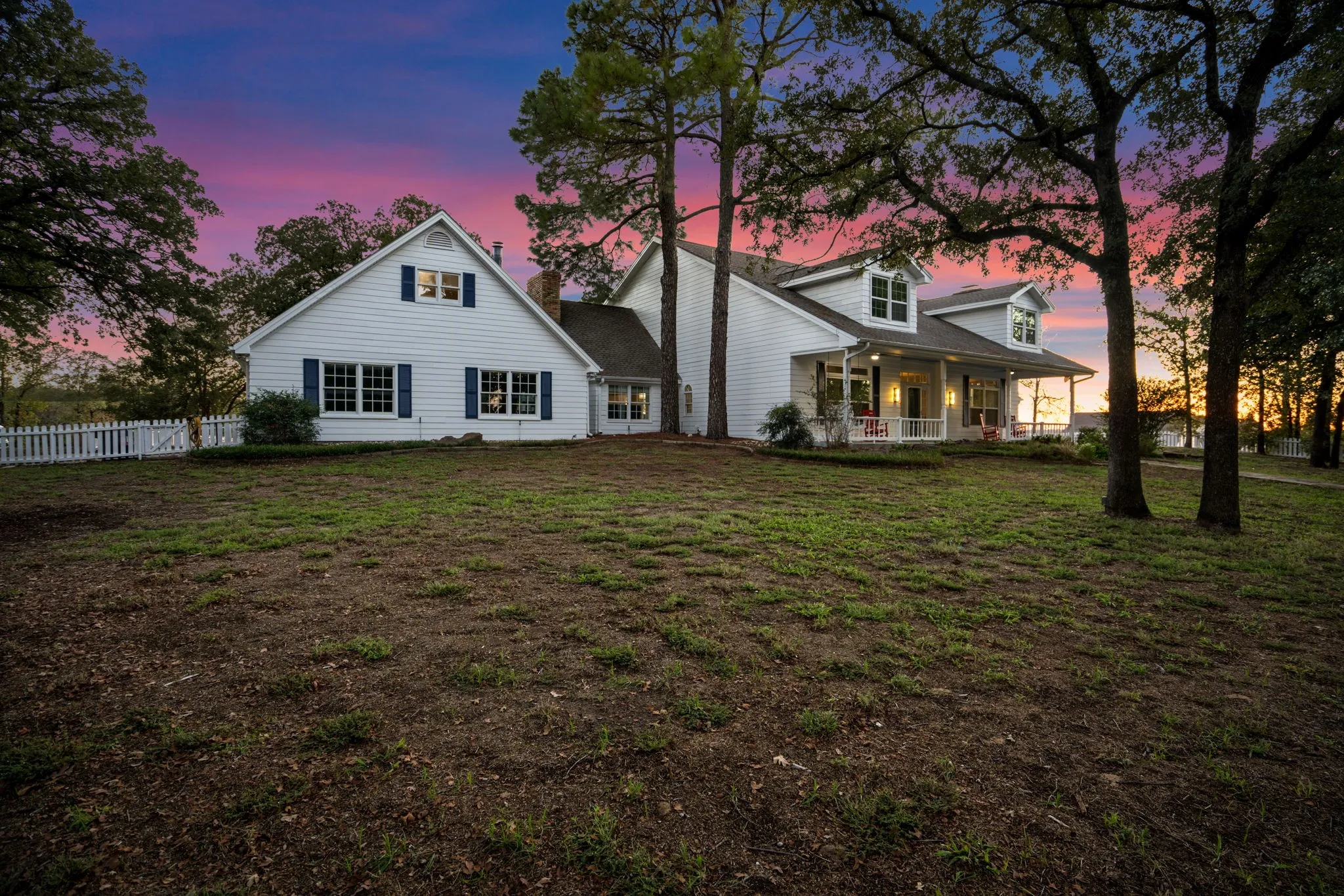 Single Family Residence For Sale in Denton County , 1700 E Hickory Hill Road E, Argyle, Texas 76226, 5 Bedroom, 5 Bathroom, 3 Garage spaces, 5,596 Sqft, built in 1982, mls#21400999, Real Estate Agent in Argyle, Homes For Sale in Denton county, Homes For Sale in Argyle, Realtor in Argyle Texas, Real Estate Brokerage Independent Realty Texas, Luminita Cordes Realtor