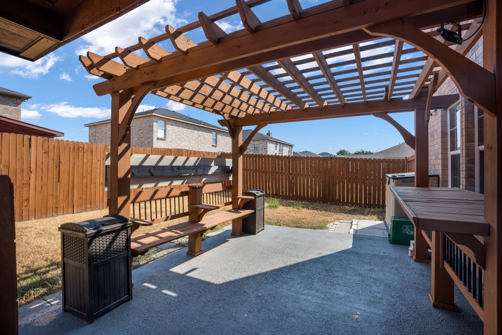 Single Family Residence For Sale in Tarrant County , 2456 Arroyo Springs Drive, Grand Prairie, Texas 75052, 5 Bedroom, 3 Bathroom, 2 Garage spaces, 3,900 Sqft, built in 2004, mls#21396081, Real Estate Agent in Grand Prairie, Homes For Sale in Tarrant county, Homes For Sale in Grand Prairie, Realtor in Grand Prairie Texas, Real Estate Brokerage Independent Realty Texas, Luminita Cordes Realtor
