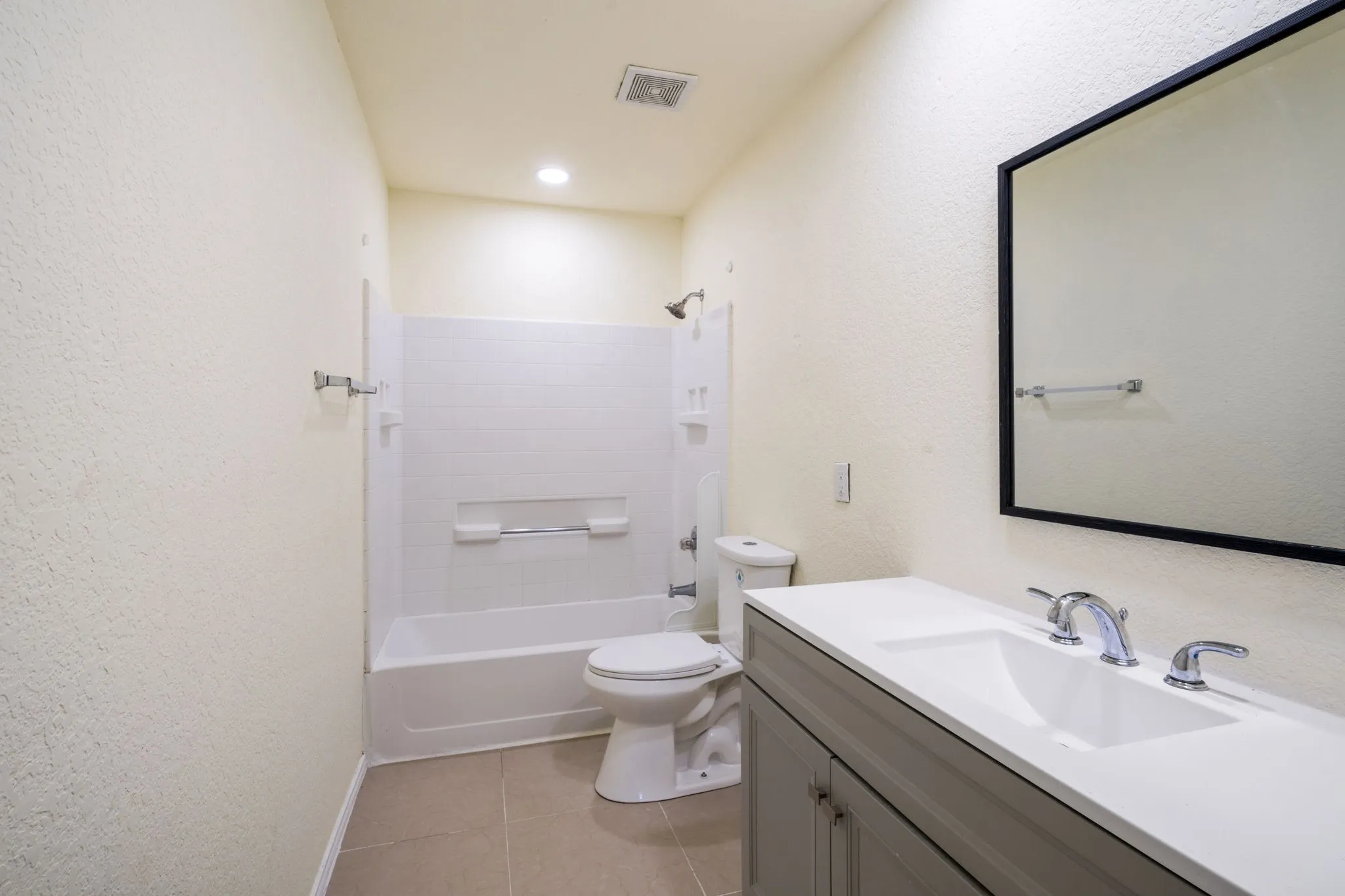 Single Family Residence For Sale in Tarrant County , 2456 Arroyo Springs Drive, Grand Prairie, Texas 75052, 5 Bedroom, 3 Bathroom, 2 Garage spaces, 3,900 Sqft, built in 2004, mls#21396081, Real Estate Agent in Grand Prairie, Homes For Sale in Tarrant county, Homes For Sale in Grand Prairie, Realtor in Grand Prairie Texas, Real Estate Brokerage Independent Realty Texas, Luminita Cordes Realtor