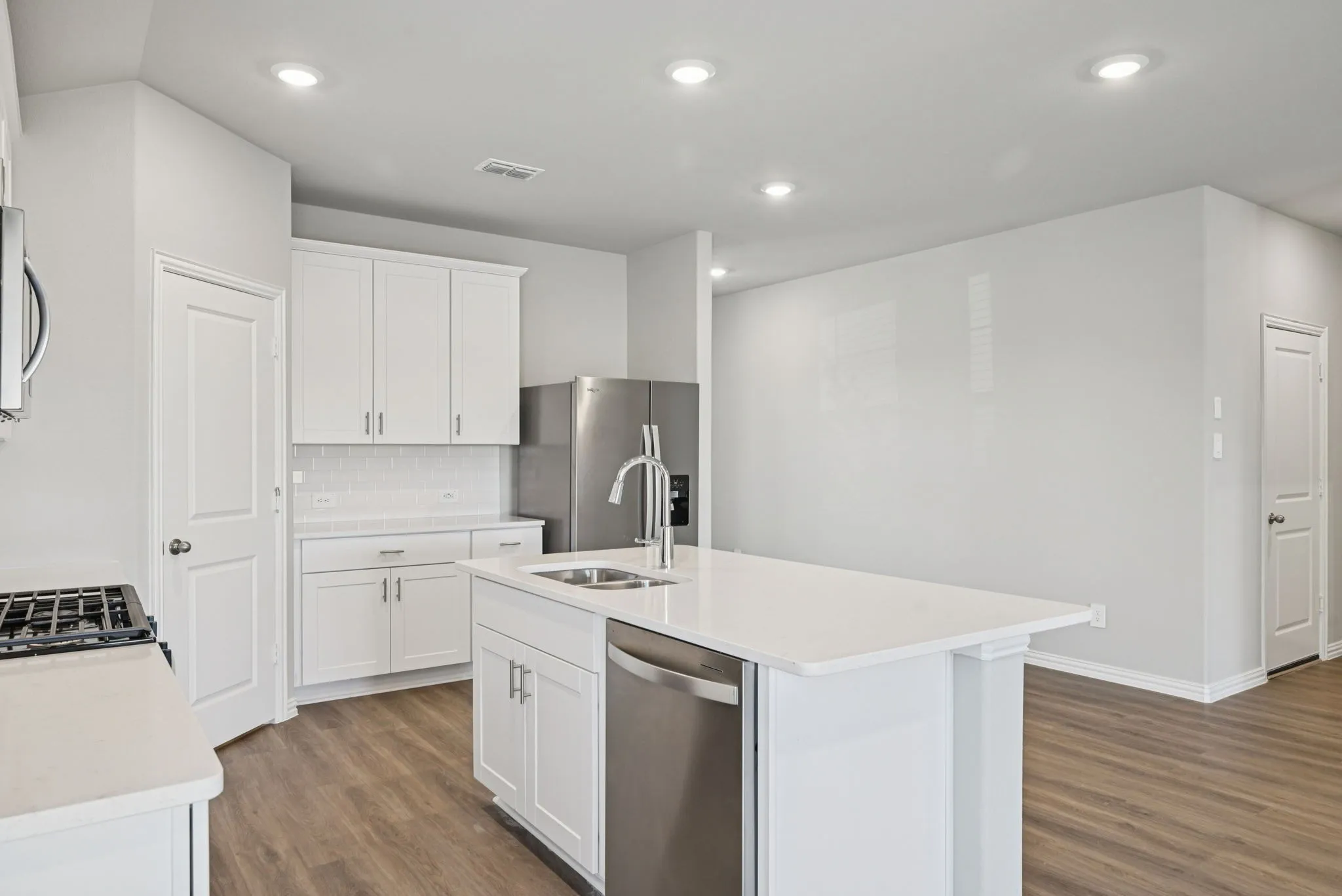 Photo is not of the actual home, but is an inspirational photo of builder’s model home and may depict options, furnishings, and/or decorator features that are not included.