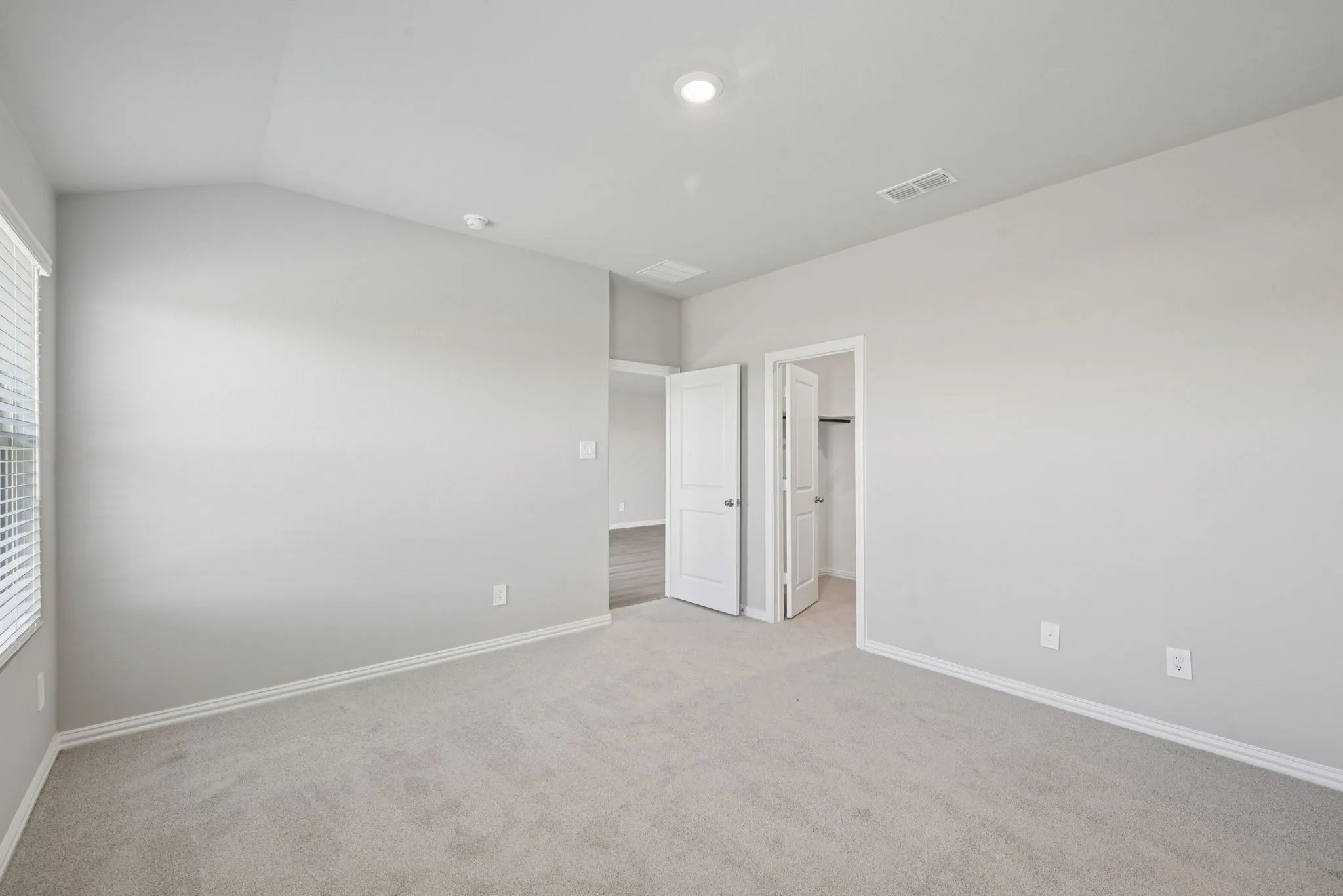 Photo is not of the actual home, but is an inspirational photo of builder’s model home and may depict options, furnishings, and/or decorator features that are not included.