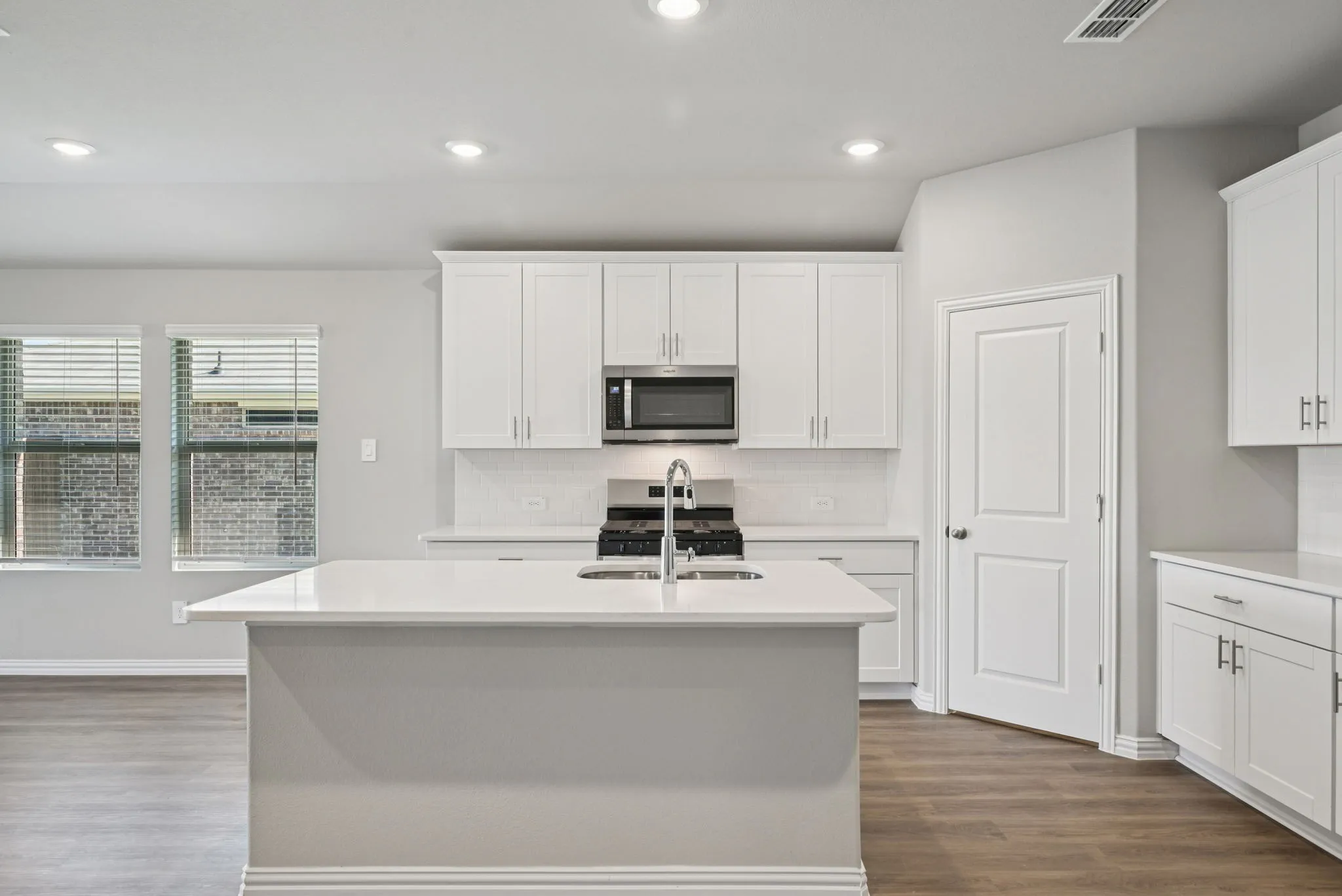 Photo is not of the actual home, but is an inspirational photo of builder’s model home and may depict options, furnishings, and/or decorator features that are not included.