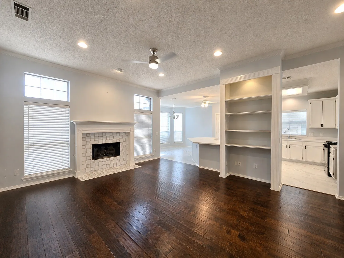 Single Family Residence For Rent in Collin County , 10512 Napa Valley Drive, Frisco, Texas 75035, 3 Bedroom, 2 Bathroom, 2 Garage spaces, 2,222 Sqft, built in 1991, mls#21407342, Real Estate Agent in Frisco, Homes For Rent in Collin county, Homes For Rent in Frisco, Realtor in Frisco Texas, Real Estate Brokerage Independent Realty Texas, Luminita Cordes Realtor