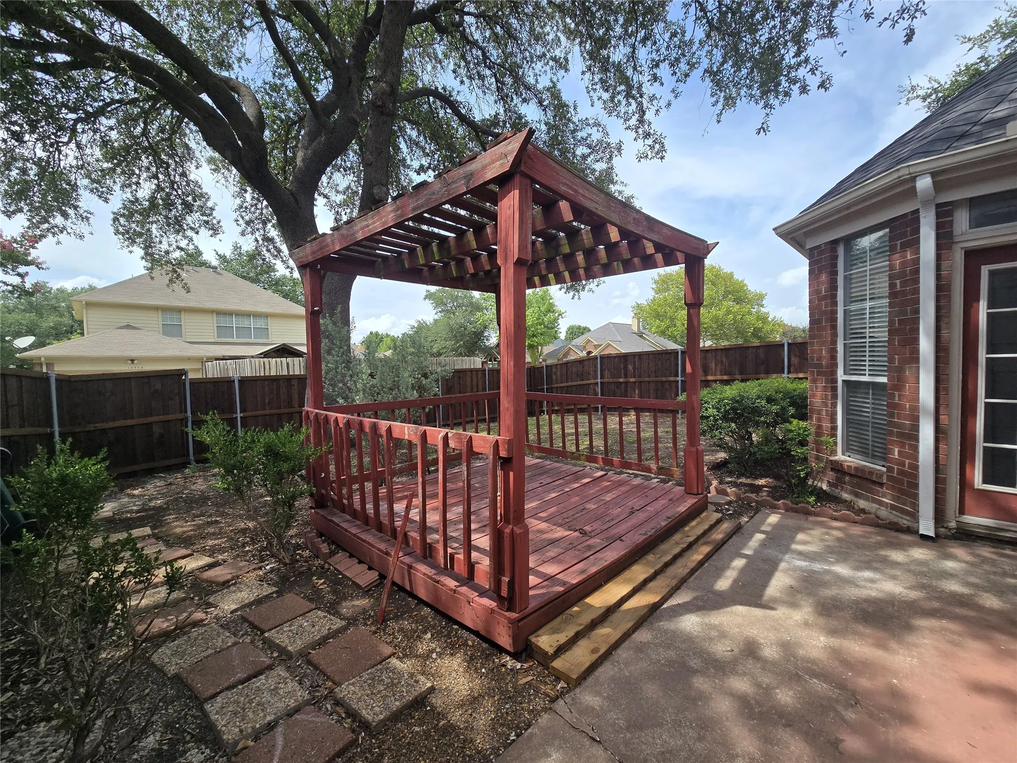 Single Family Residence For Rent in Collin County , 10512 Napa Valley Drive, Frisco, Texas 75035, 3 Bedroom, 2 Bathroom, 2 Garage spaces, 2,222 Sqft, built in 1991, mls#21407342, Real Estate Agent in Frisco, Homes For Rent in Collin county, Homes For Rent in Frisco, Realtor in Frisco Texas, Real Estate Brokerage Independent Realty Texas, Luminita Cordes Realtor