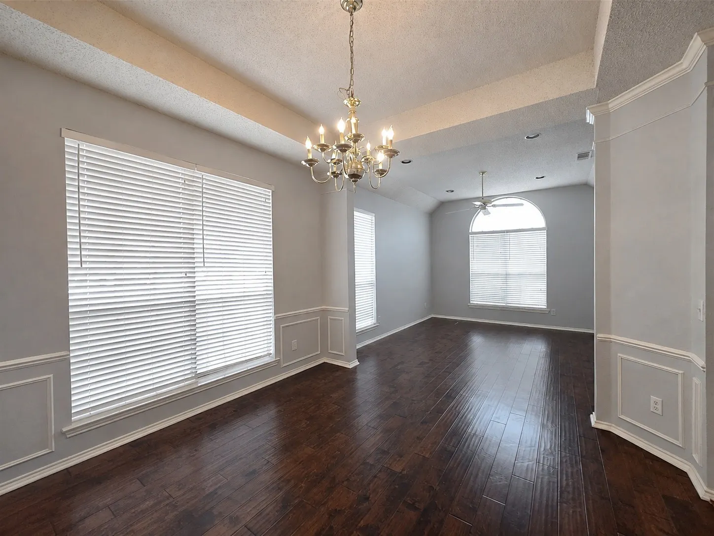 Single Family Residence For Rent