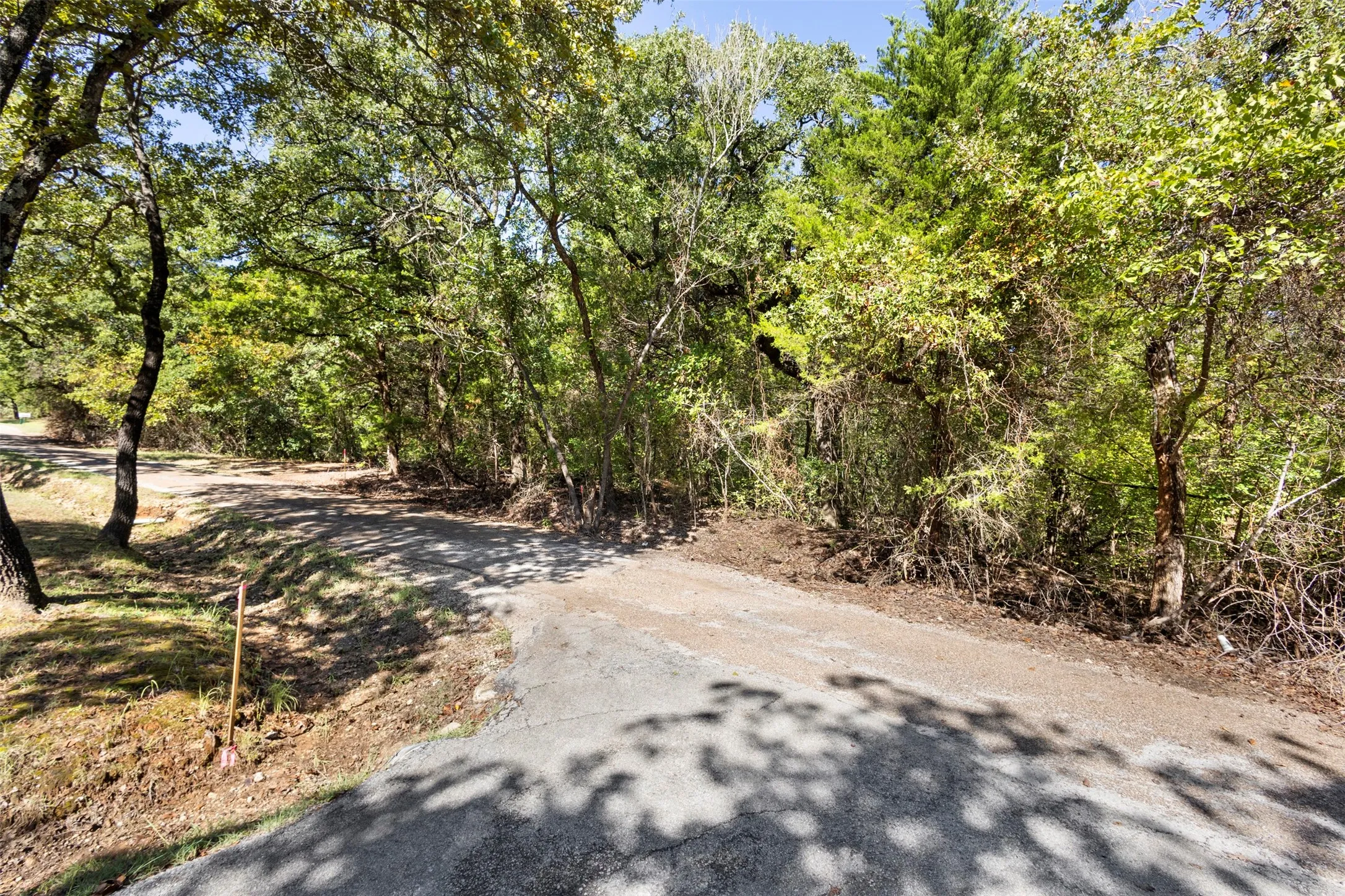 Mobile Home For Sale in Johnson County , 445 Fortune Road, Alvarado, Texas 76009, 3 Bedroom, 2 Bathroom, Garage spaces, 1,848 Sqft, built in 1997, mls#21404001, Real Estate Agent in Alvarado, Homes For Sale in Johnson county, Homes For Sale in Alvarado, Realtor in Alvarado Texas, Real Estate Brokerage Independent Realty Texas, Luminita Cordes Realtor