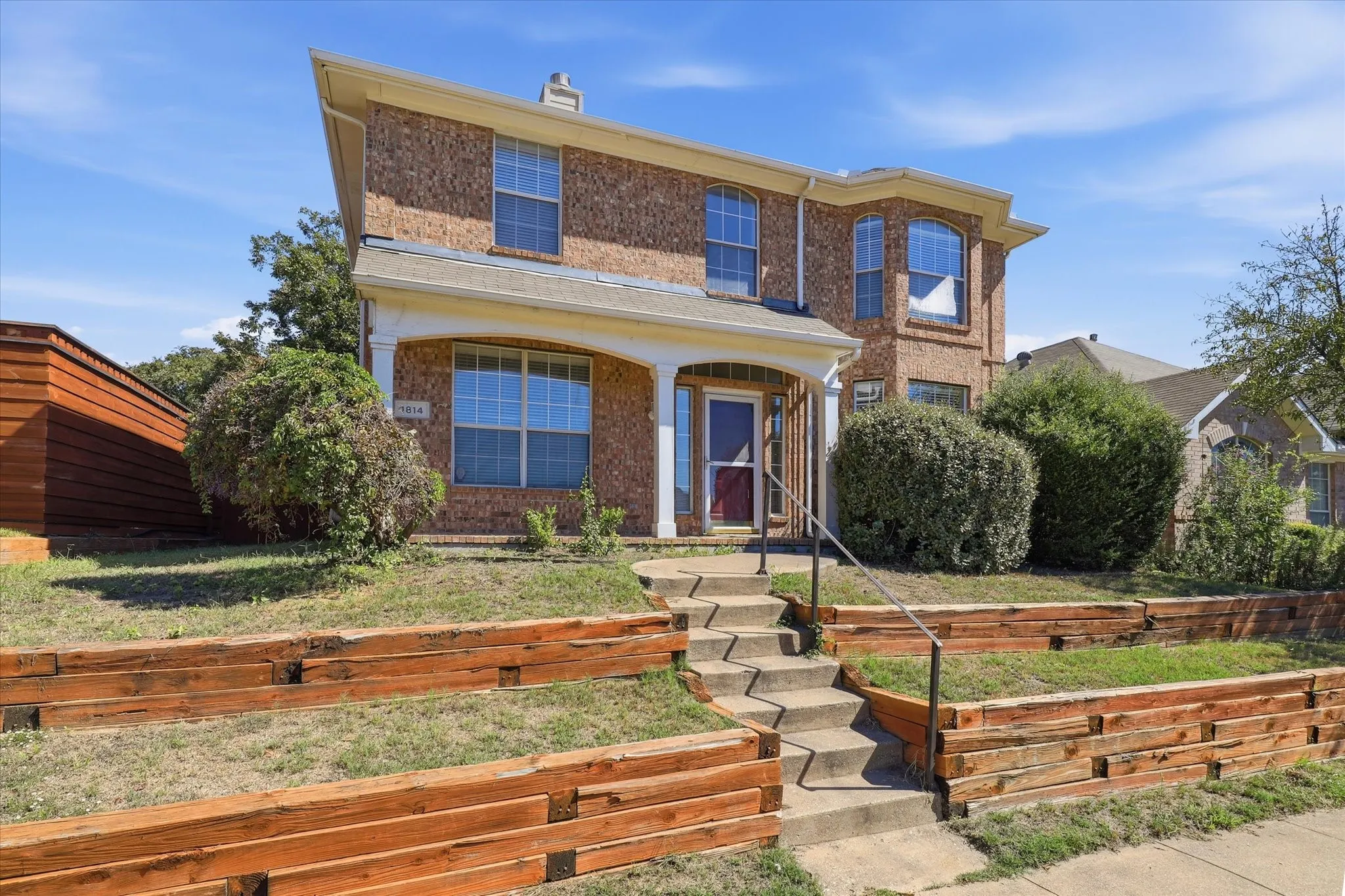 Single Family Residence For Sale in Dallas County , 1814 Oak Bend Lane, Garland, Texas 75040, 3 Bedroom, 3 Bathroom, 2 Garage spaces, 2,391 Sqft, built in 1998, mls#21407351, Real Estate Agent in Garland, Homes For Sale in Dallas county, Homes For Sale in Garland, Realtor in Garland Texas, Real Estate Brokerage Independent Realty Texas, Luminita Cordes Realtor