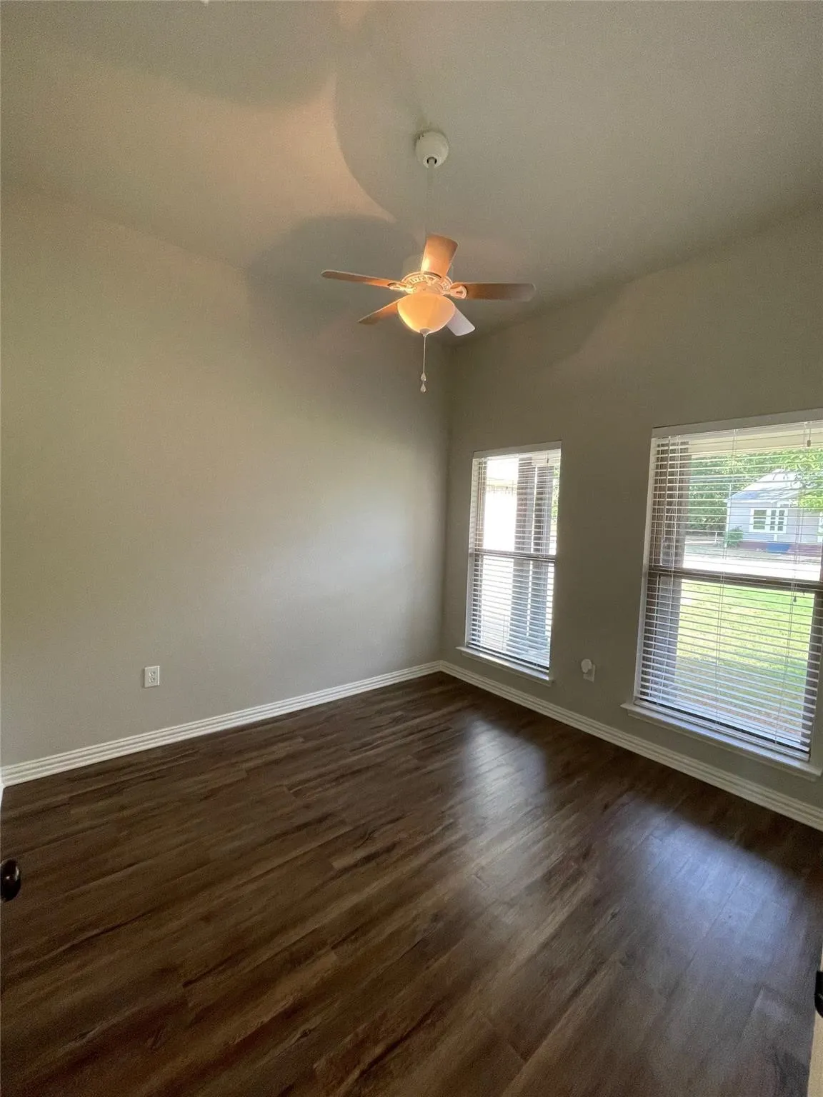 Single Family Residence For Sale in Denton County , 628 E Walcott Street, Pilot Point, Texas 76258, 3 Bedroom, 2 Bathroom, 2 Garage spaces, 1,308 Sqft, built in 2017, mls#21402361, Real Estate Agent in Pilot Point, Homes For Sale in Denton county, Homes For Sale in Pilot Point, Realtor in Pilot Point Texas, Real Estate Brokerage Independent Realty Texas, Luminita Cordes Realtor