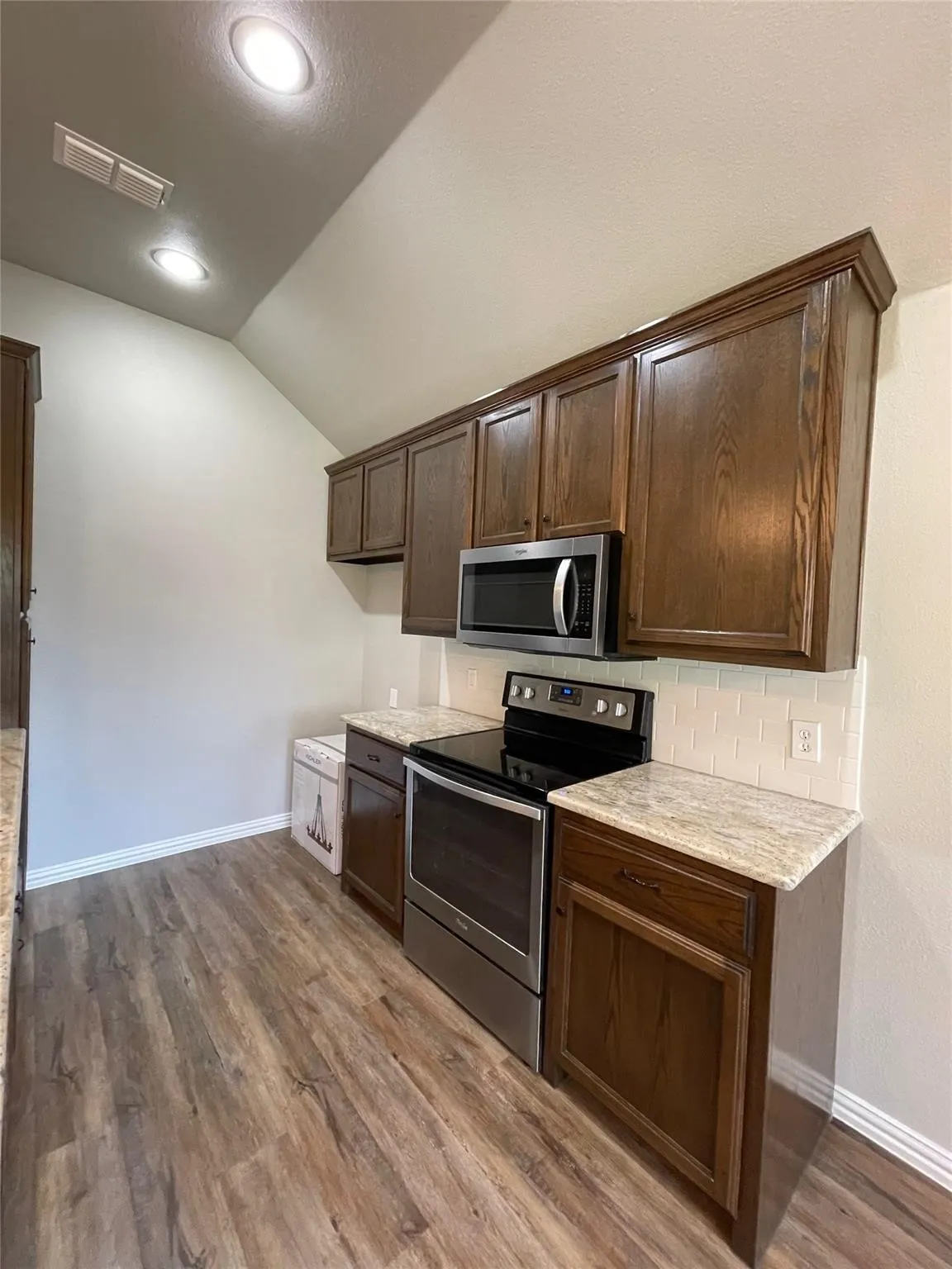 Single Family Residence For Sale in Denton County , 628 E Walcott Street, Pilot Point, Texas 76258, 3 Bedroom, 2 Bathroom, 2 Garage spaces, 1,308 Sqft, built in 2017, mls#21402361, Real Estate Agent in Pilot Point, Homes For Sale in Denton county, Homes For Sale in Pilot Point, Realtor in Pilot Point Texas, Real Estate Brokerage Independent Realty Texas, Luminita Cordes Realtor