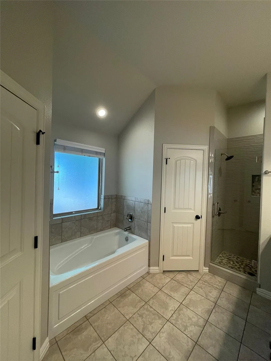 Single Family Residence For Sale in Denton County , 628 E Walcott Street, Pilot Point, Texas 76258, 3 Bedroom, 2 Bathroom, 2 Garage spaces, 1,308 Sqft, built in 2017, mls#21402361, Real Estate Agent in Pilot Point, Homes For Sale in Denton county, Homes For Sale in Pilot Point, Realtor in Pilot Point Texas, Real Estate Brokerage Independent Realty Texas, Luminita Cordes Realtor