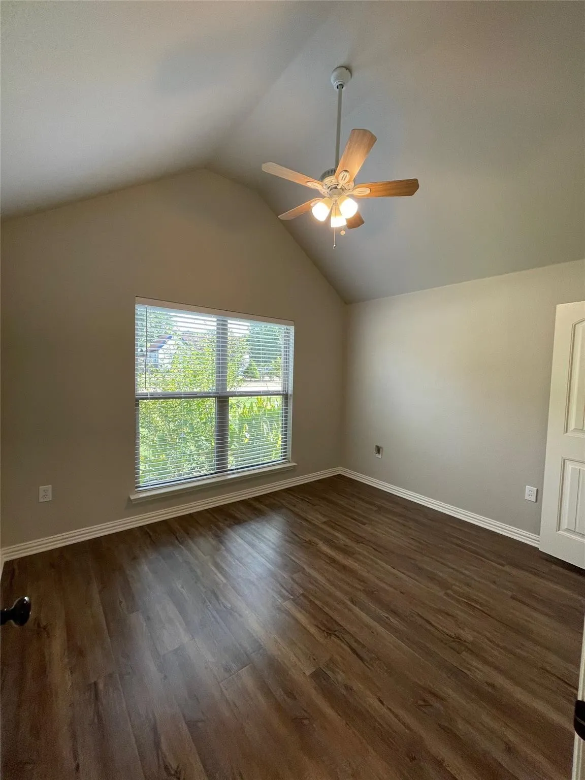 Single Family Residence For Sale in Denton County , 628 E Walcott Street, Pilot Point, Texas 76258, 3 Bedroom, 2 Bathroom, 2 Garage spaces, 1,308 Sqft, built in 2017, mls#21402361, Real Estate Agent in Pilot Point, Homes For Sale in Denton county, Homes For Sale in Pilot Point, Realtor in Pilot Point Texas, Real Estate Brokerage Independent Realty Texas, Luminita Cordes Realtor