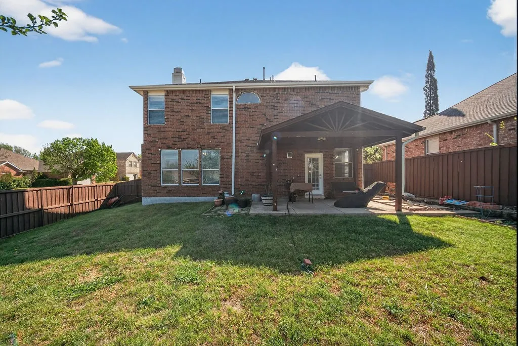 Single Family Residence For Rent in Collin County , 9633 Anns Way, Plano, Texas 75025, 3 Bedroom, 3 Bathroom, 2 Garage spaces, 1,980 Sqft, built in 2001, mls#21406265, Real Estate Agent in Plano, Homes For Rent in Collin county, Homes For Rent in Plano, Realtor in Plano Texas, Real Estate Brokerage Independent Realty Texas, Luminita Cordes Realtor