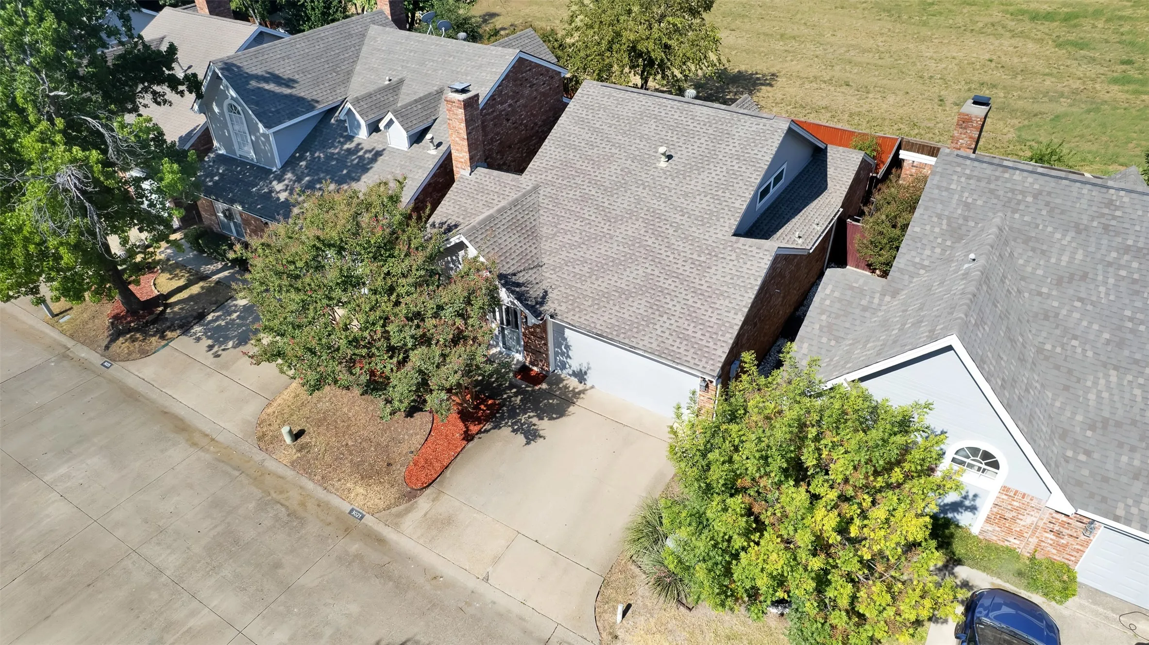 Single Family Residence For Rent in Dallas County , 3021 Waterfront Circle, Garland, Texas 75042, 2 Bedroom, 2 Bathroom, 2 Garage spaces, 1,295 Sqft, built in 1983, mls#21406247, Real Estate Agent in Garland, Homes For Rent in Dallas county, Homes For Rent in Garland, Realtor in Garland Texas, Real Estate Brokerage Independent Realty Texas, Luminita Cordes Realtor