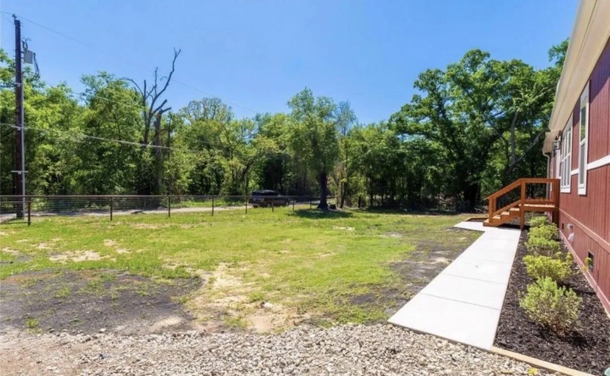 Mobile Home For Sale in Henderson County , 210 Grubbs Lane, Gun Barrel City, Texas 75156, 3 Bedroom, 2 Bathroom, Garage spaces, 1,680 Sqft, built in 2025, mls#21405303, Real Estate Agent in Gun Barrel City, Homes For Sale in Henderson county, Homes For Sale in Gun Barrel City, Realtor in Gun Barrel City Texas, Real Estate Brokerage Independent Realty Texas, Luminita Cordes Realtor