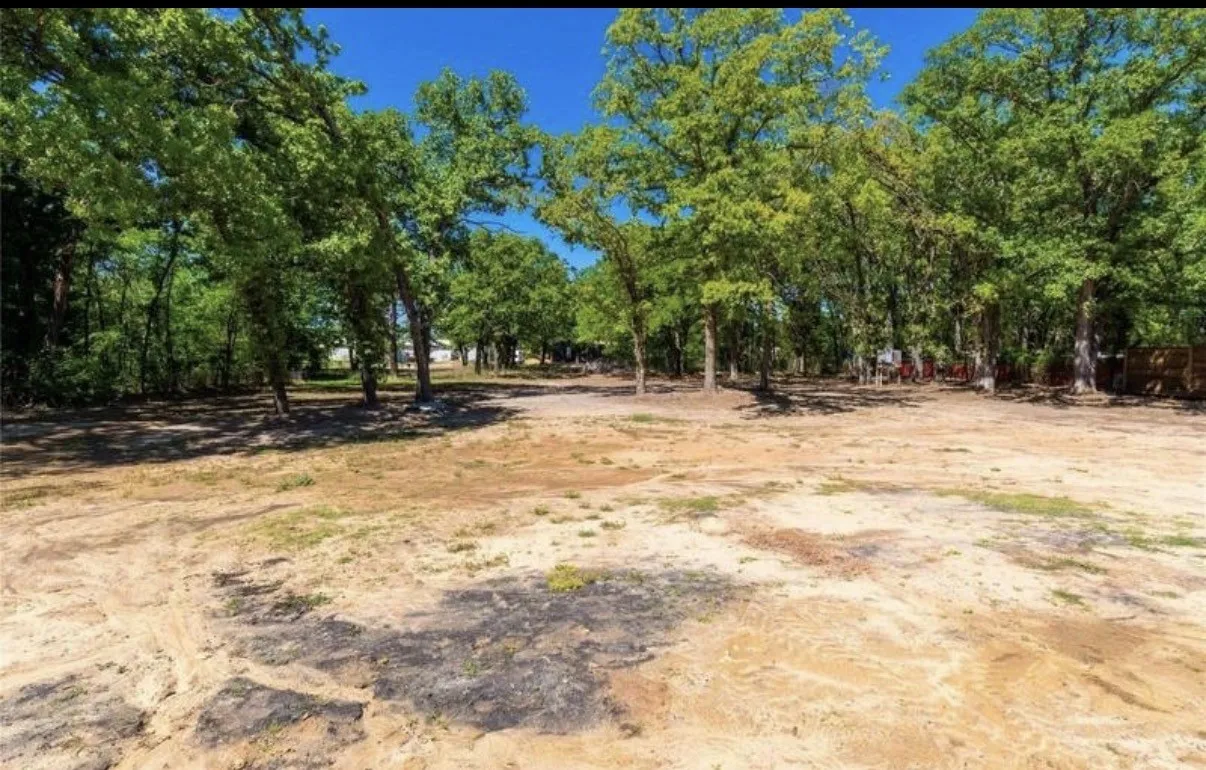Mobile Home For Sale in Henderson County , 210 Grubbs Lane, Gun Barrel City, Texas 75156, 3 Bedroom, 2 Bathroom, Garage spaces, 1,680 Sqft, built in 2025, mls#21405303, Real Estate Agent in Gun Barrel City, Homes For Sale in Henderson county, Homes For Sale in Gun Barrel City, Realtor in Gun Barrel City Texas, Real Estate Brokerage Independent Realty Texas, Luminita Cordes Realtor
