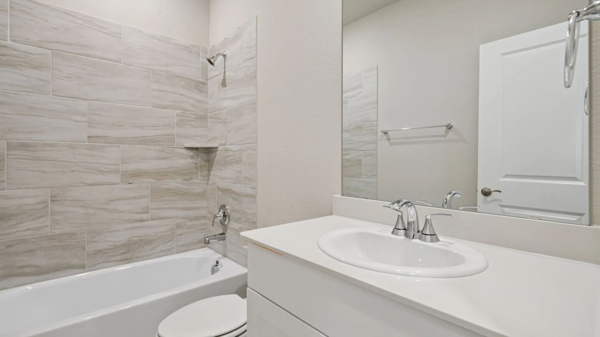 Photo is not of the actual home, but is an inspirational photo of builder’s model home and may depict options, furnishings, and/or decorator features that are not included.