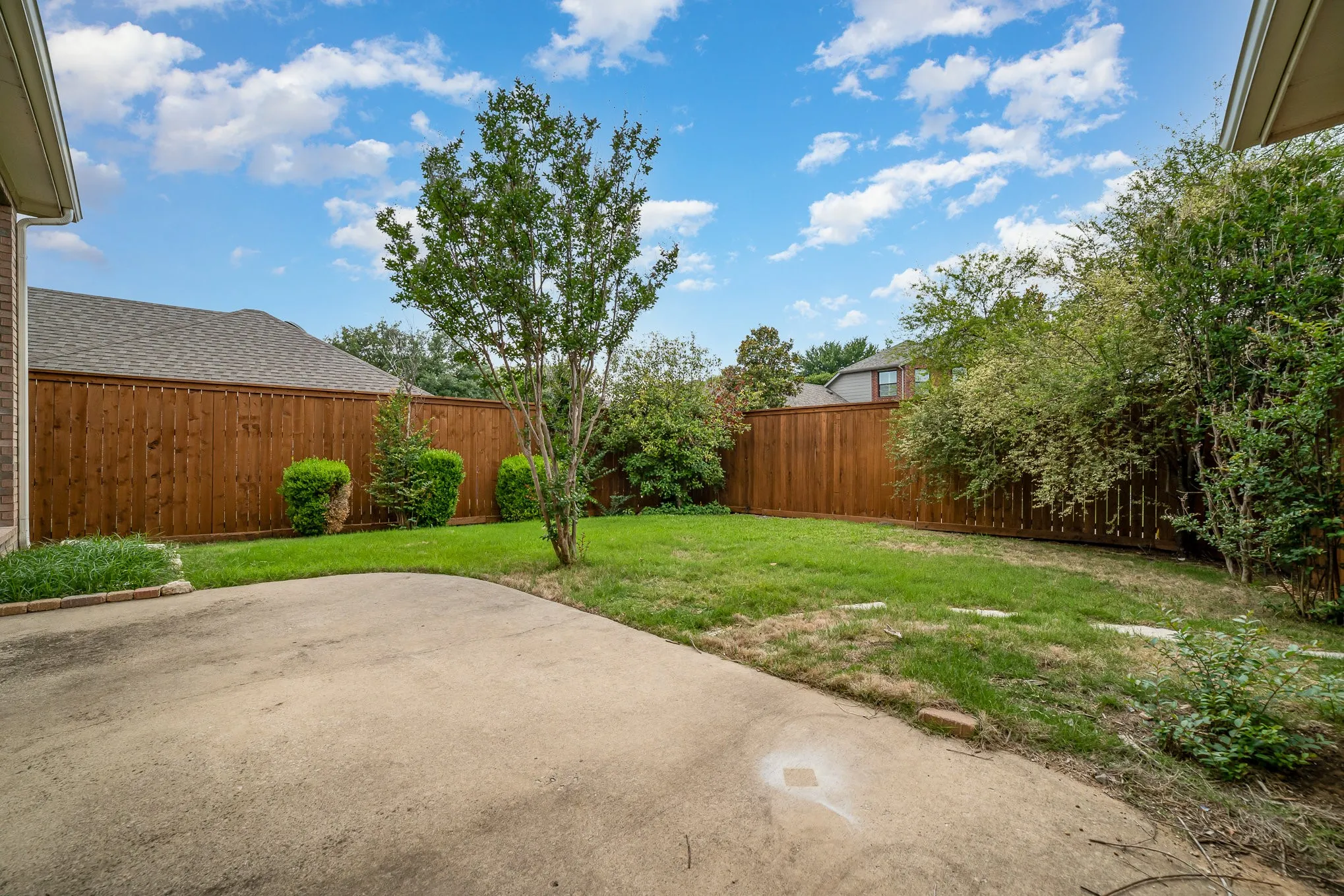 Single Family Residence For Rent in Denton County , 1800 Montura Lane, Frisco, Texas 75033, 5 Bedroom, 4 Bathroom, 2 Garage spaces, 3,016 Sqft, built in 2000, mls#21407378, Real Estate Agent in Frisco, Homes For Rent in Denton county, Homes For Rent in Frisco, Realtor in Frisco Texas, Real Estate Brokerage Independent Realty Texas, Luminita Cordes Realtor