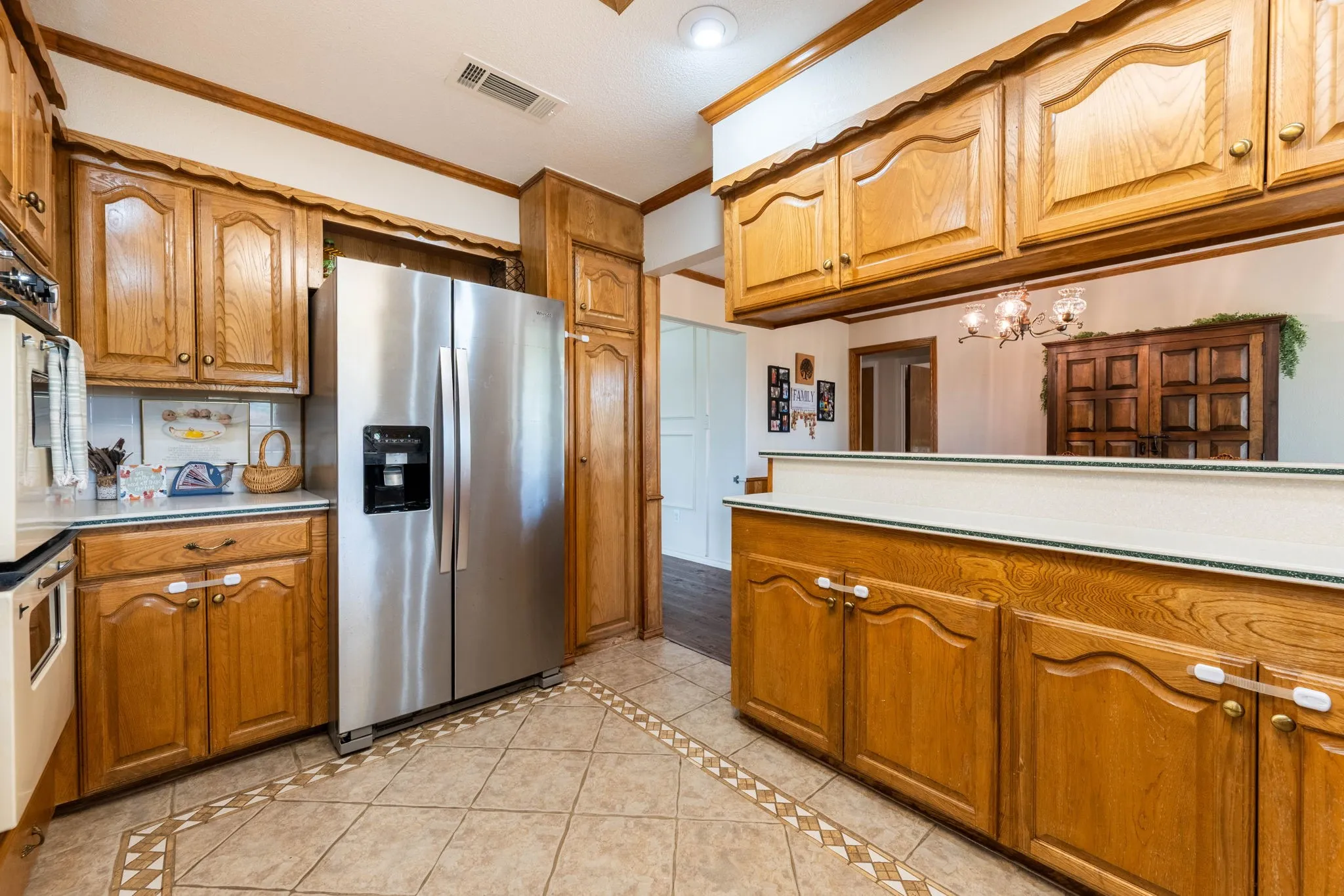 Business For Sale in Collin County , 815 W Cook Street, Josephine, Texas 75173, 0, 0, Garage spaces, 1,776 Sqft, built in 1986, mls#21406583, Real Estate Agent in Josephine, Homes For Sale in Collin county, Homes For Sale in Josephine, Realtor in Josephine Texas, Real Estate Brokerage Independent Realty Texas, Luminita Cordes Realtor
