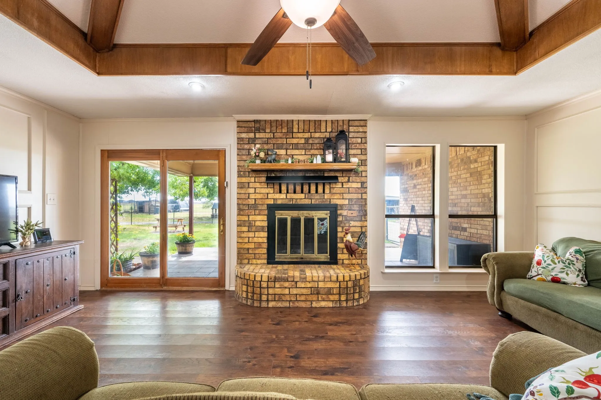 Business For Sale in Collin County , 815 W Cook Street, Josephine, Texas 75173, 0, 0, Garage spaces, 1,776 Sqft, built in 1986, mls#21406583, Real Estate Agent in Josephine, Homes For Sale in Collin county, Homes For Sale in Josephine, Realtor in Josephine Texas, Real Estate Brokerage Independent Realty Texas, Luminita Cordes Realtor