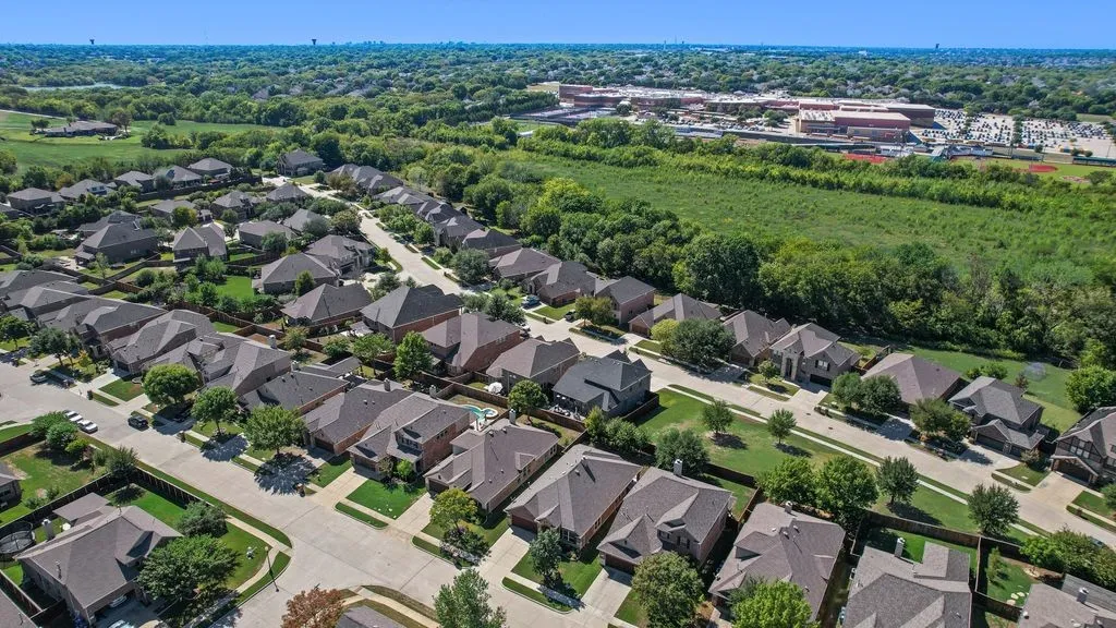 Single Family Residence For Sale in Collin County , 905 Park Place Lane, Mc Kinney, Texas 75071, 3 Bedroom, 2 Bathroom, 2 Garage spaces, 2,081 Sqft, built in 2013, mls#21393298, Real Estate Agent in Mc Kinney, Homes For Sale in Collin county, Homes For Sale in Mc Kinney, Realtor in Mc Kinney Texas, Real Estate Brokerage Independent Realty Texas, Luminita Cordes Realtor