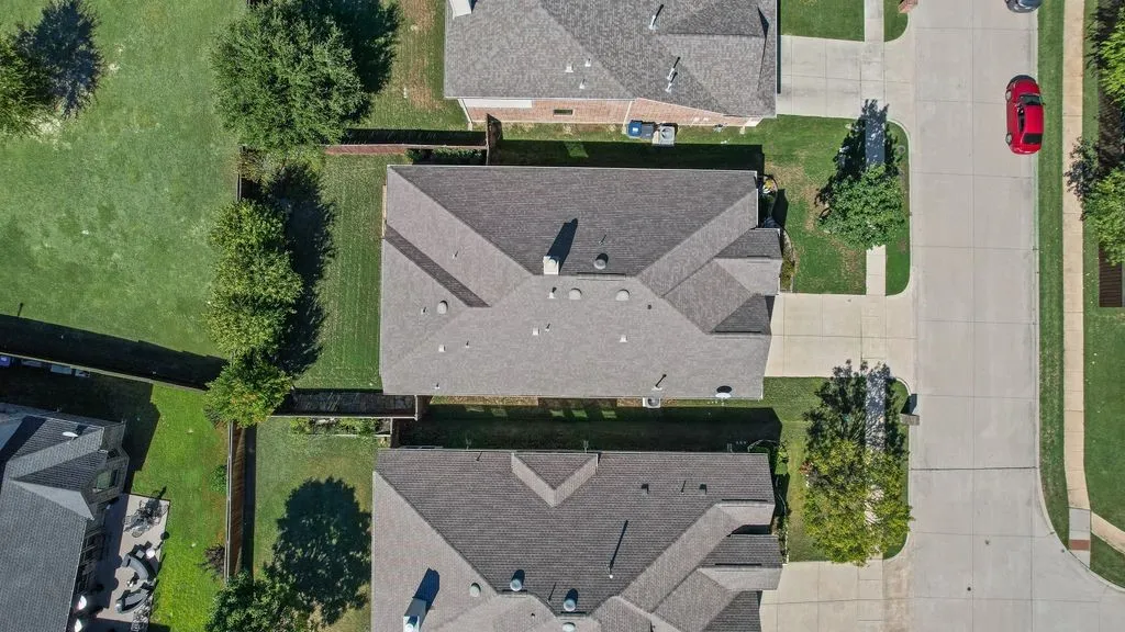 Single Family Residence For Sale in Collin County , 905 Park Place Lane, Mc Kinney, Texas 75071, 3 Bedroom, 2 Bathroom, 2 Garage spaces, 2,081 Sqft, built in 2013, mls#21393298, Real Estate Agent in Mc Kinney, Homes For Sale in Collin county, Homes For Sale in Mc Kinney, Realtor in Mc Kinney Texas, Real Estate Brokerage Independent Realty Texas, Luminita Cordes Realtor