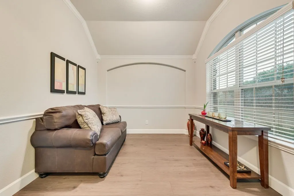 Single Family Residence For Sale in Collin County , 905 Park Place Lane, Mc Kinney, Texas 75071, 3 Bedroom, 2 Bathroom, 2 Garage spaces, 2,081 Sqft, built in 2013, mls#21393298, Real Estate Agent in Mc Kinney, Homes For Sale in Collin county, Homes For Sale in Mc Kinney, Realtor in Mc Kinney Texas, Real Estate Brokerage Independent Realty Texas, Luminita Cordes Realtor