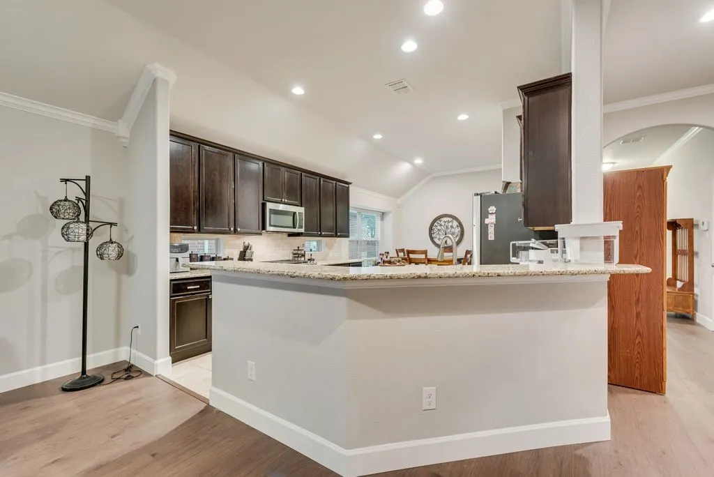 Single Family Residence For Sale in Collin County , 905 Park Place Lane, Mc Kinney, Texas 75071, 3 Bedroom, 2 Bathroom, 2 Garage spaces, 2,081 Sqft, built in 2013, mls#21393298, Real Estate Agent in Mc Kinney, Homes For Sale in Collin county, Homes For Sale in Mc Kinney, Realtor in Mc Kinney Texas, Real Estate Brokerage Independent Realty Texas, Luminita Cordes Realtor