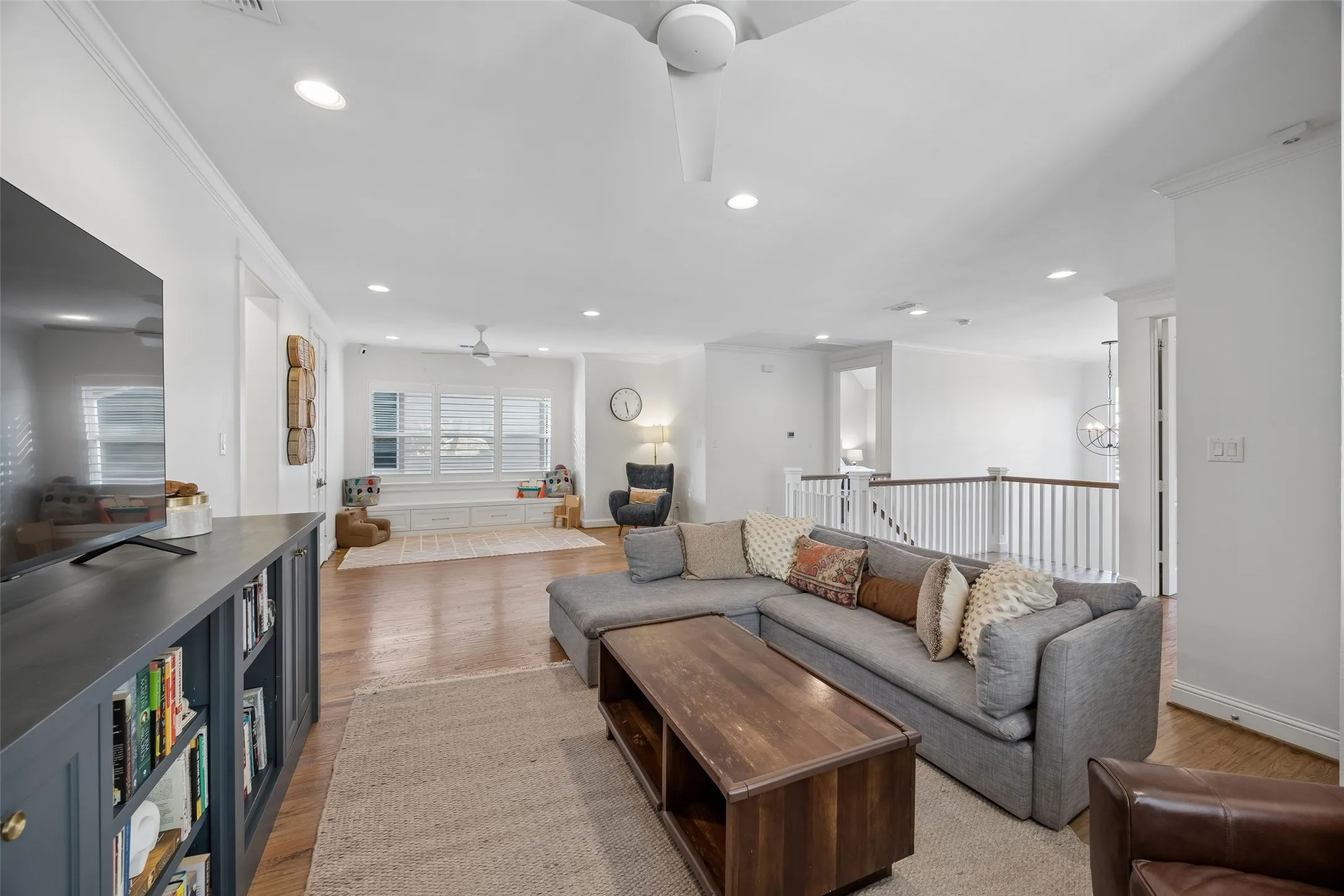 Single Family Residence For Sale in Dallas County , 7318 Casa Loma Avenue, Dallas, Texas 75214, 4 Bedroom, 4 Bathroom, 2 Garage spaces, 3,812 Sqft, built in 2016, mls#21388318, Real Estate Agent in Dallas, Homes For Sale in Dallas county, Homes For Sale in Dallas, Realtor in Dallas Texas, Real Estate Brokerage Independent Realty Texas, Luminita Cordes Realtor