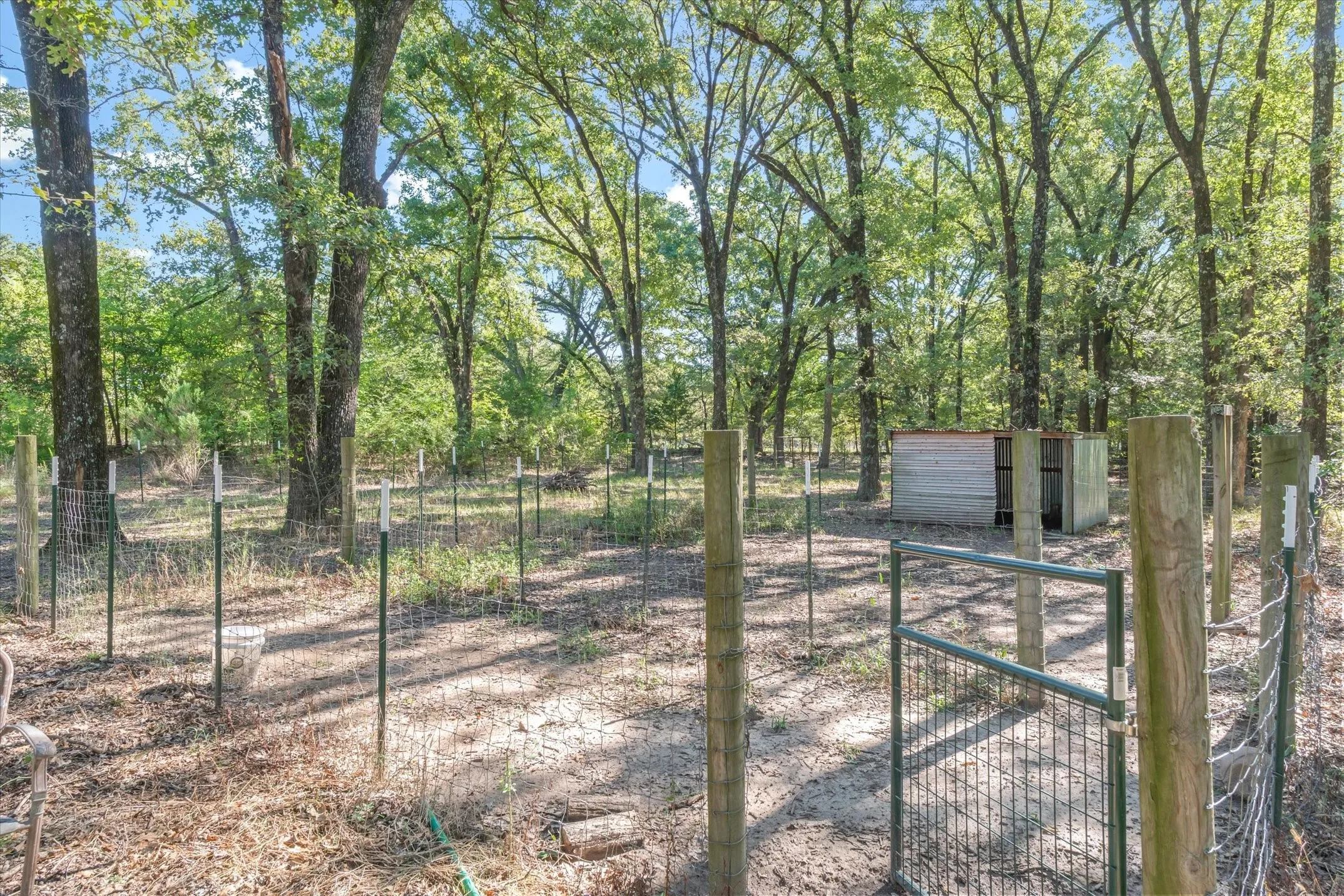 Farm For Sale in Van Zandt County , 753 Vz County Road 3617, Edgewood, Texas 75117, 3 Bedroom, 3 Bathroom, 2 Garage spaces, 2,478 Sqft, built in 1980, mls#21405864, Real Estate Agent in Edgewood, Homes For Sale in Van Zandt county, Homes For Sale in Edgewood, Realtor in Edgewood Texas, Real Estate Brokerage Independent Realty Texas, Luminita Cordes Realtor